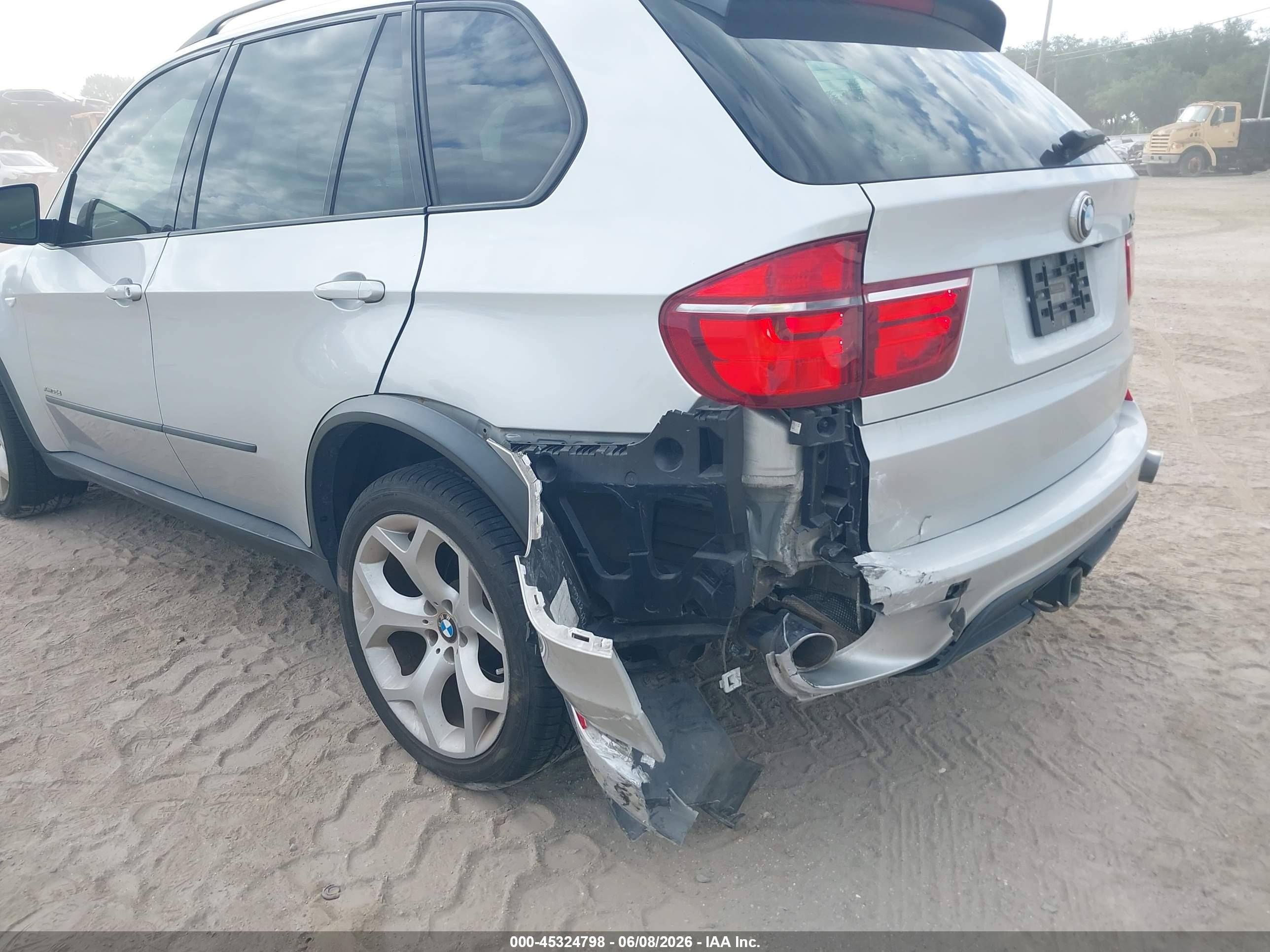 2013 Bmw X5 Xdrive35d Silver vin: 5UXZW0C5XD0B96100