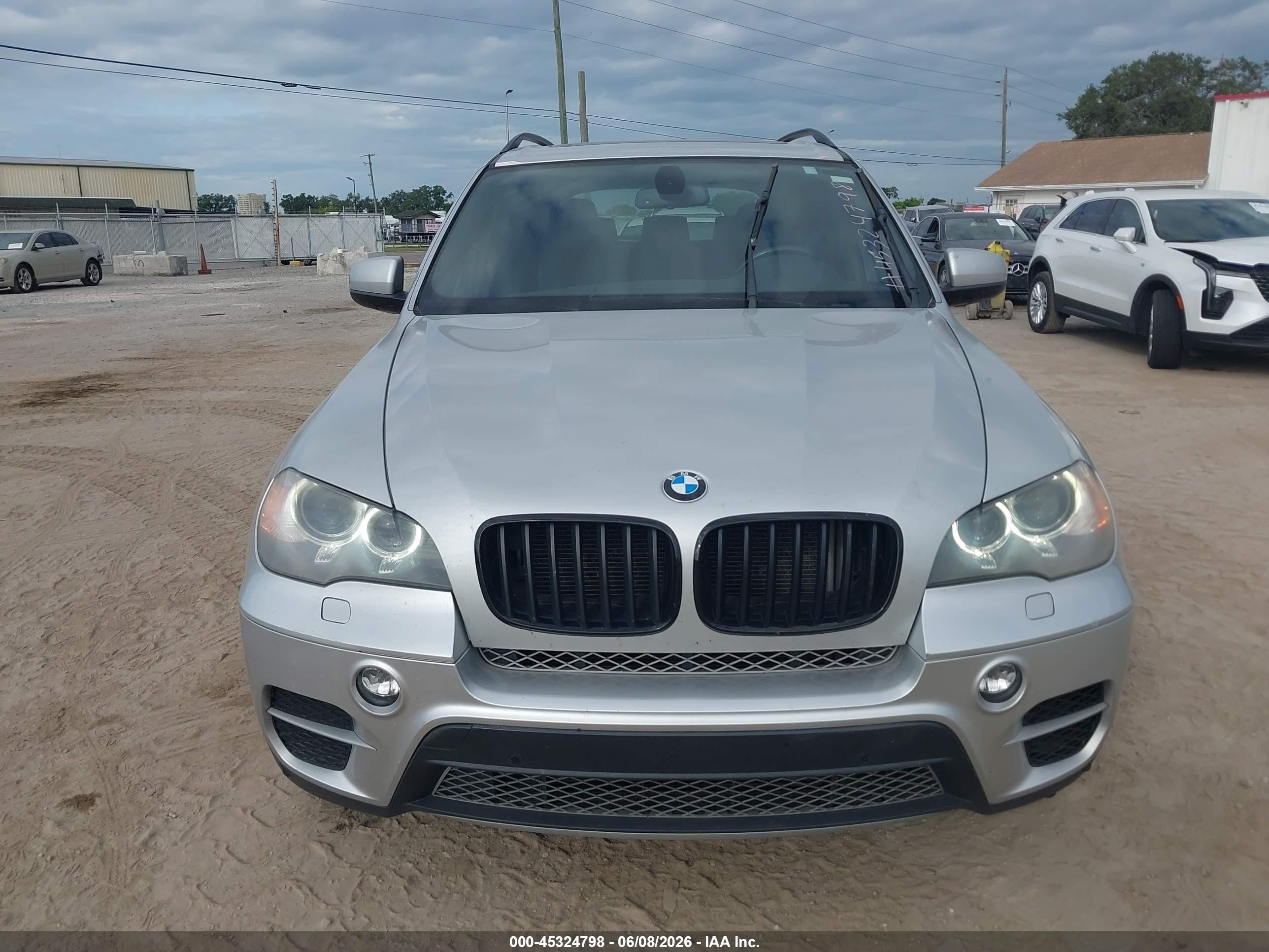 2013 Bmw X5 Xdrive35d Silver vin: 5UXZW0C5XD0B96100