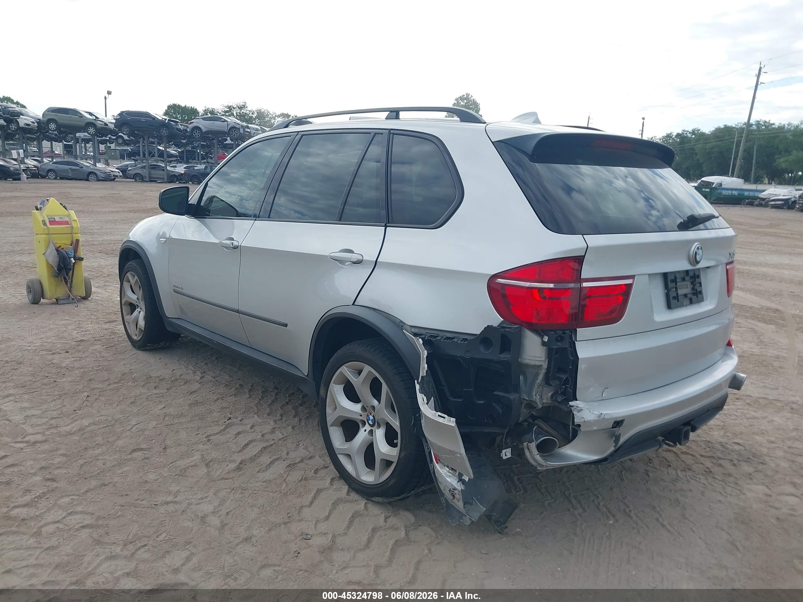 2013 Bmw X5 Xdrive35d Silver vin: 5UXZW0C5XD0B96100