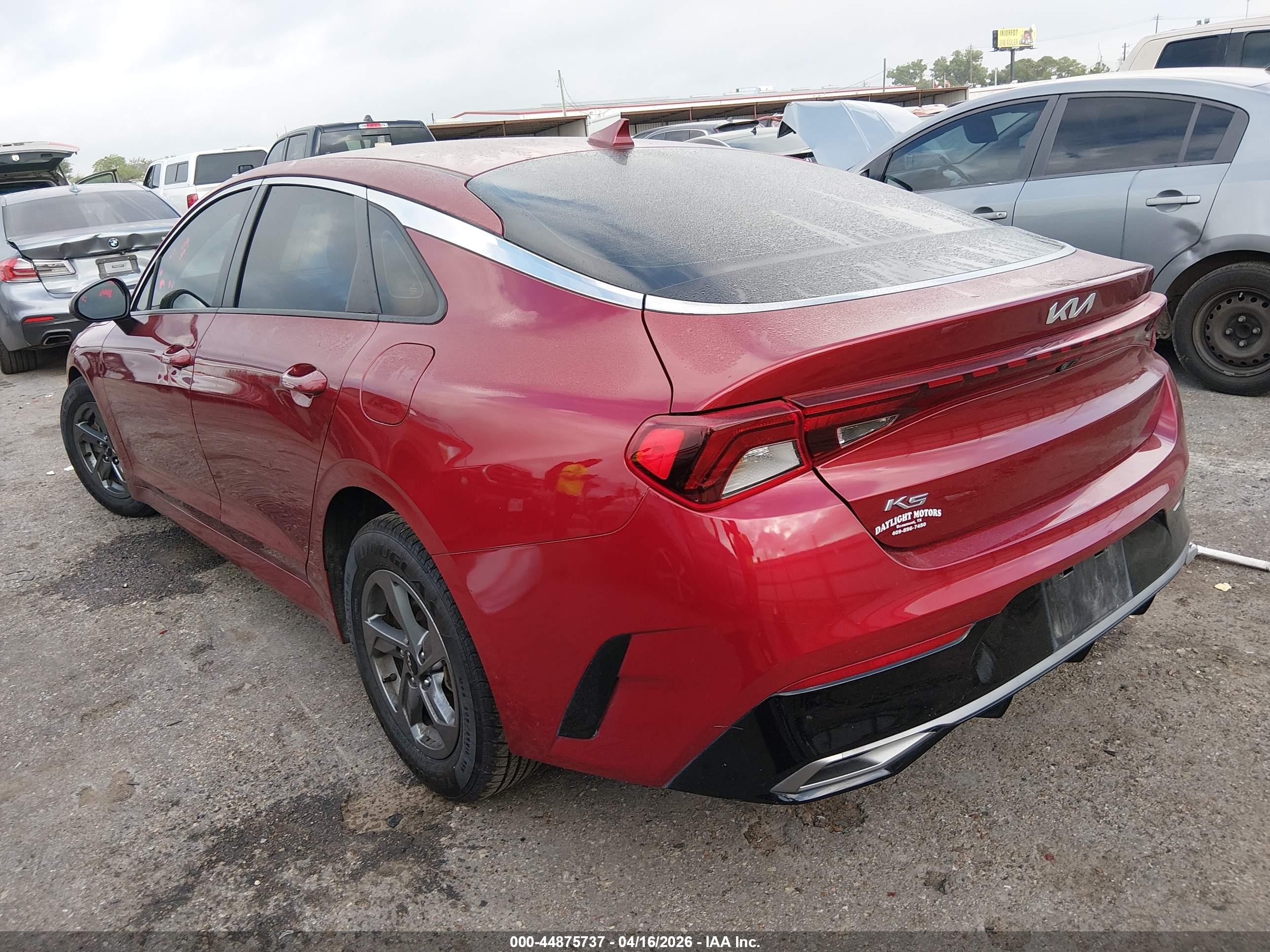 2022 Kia K5 Lxs Red vin: 5XXG14J2XNG095000