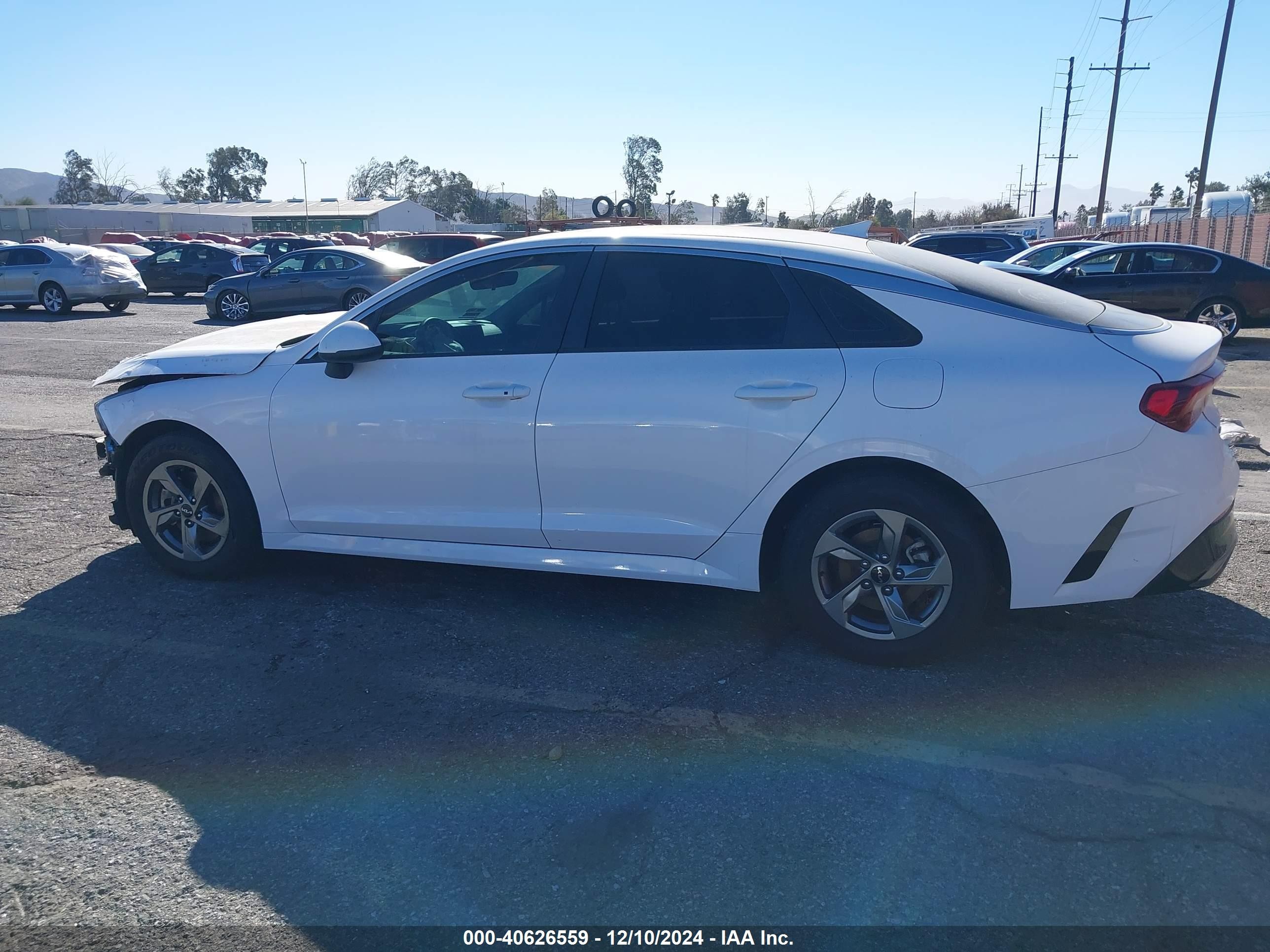 5XXG14J2XNG126858 — 2022 KIA K5 History & VIN | AutoHelperBot
