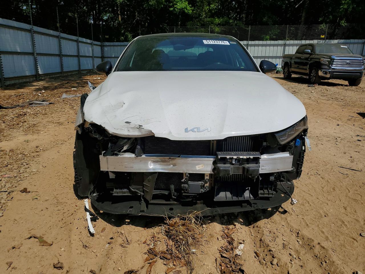 2024 Kia K5 Gt White vin: 5XXG44J89RG239153