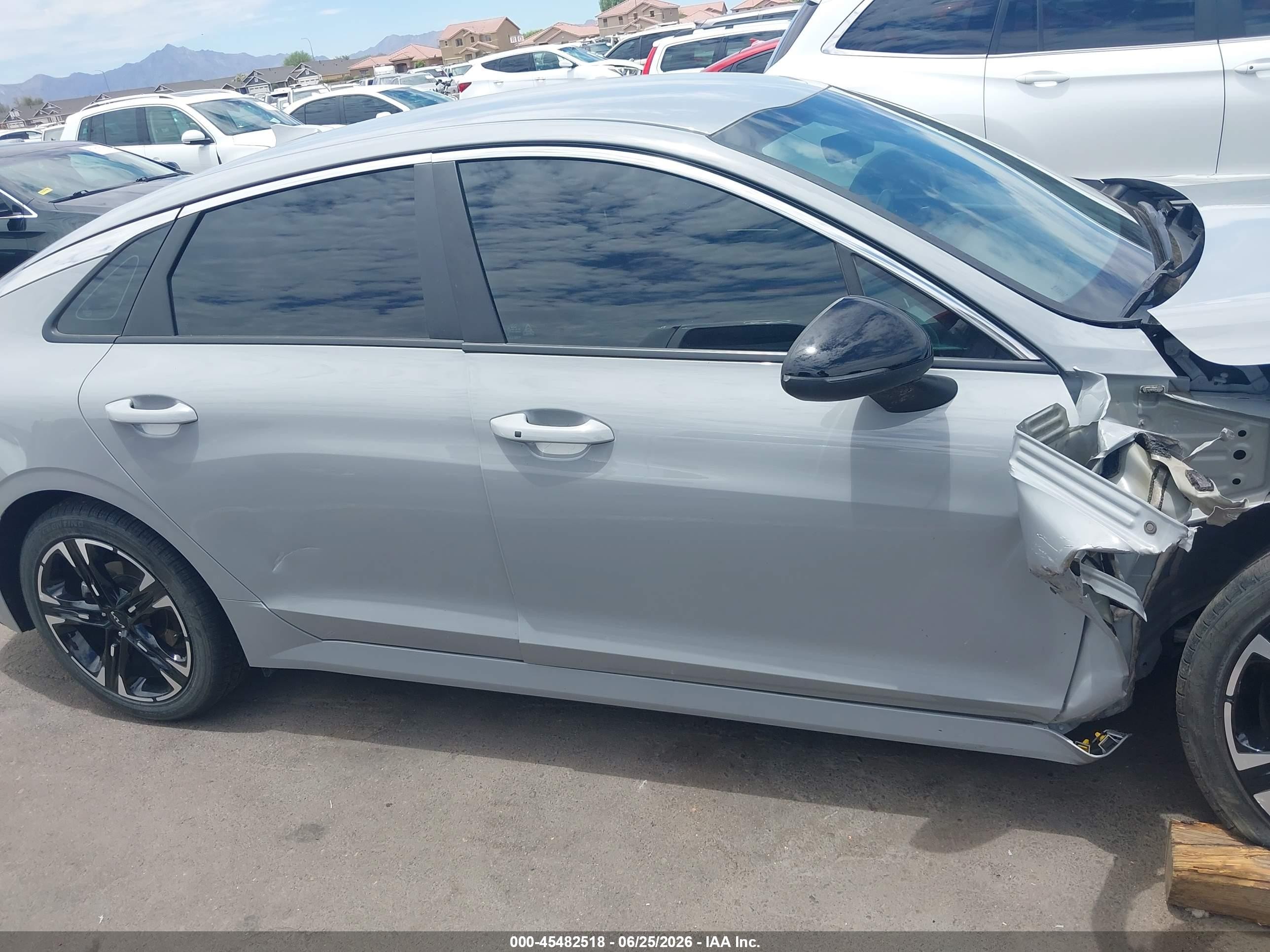 2024 Kia K5 Gt-line Gray vin: 5XXG64J23RG233354