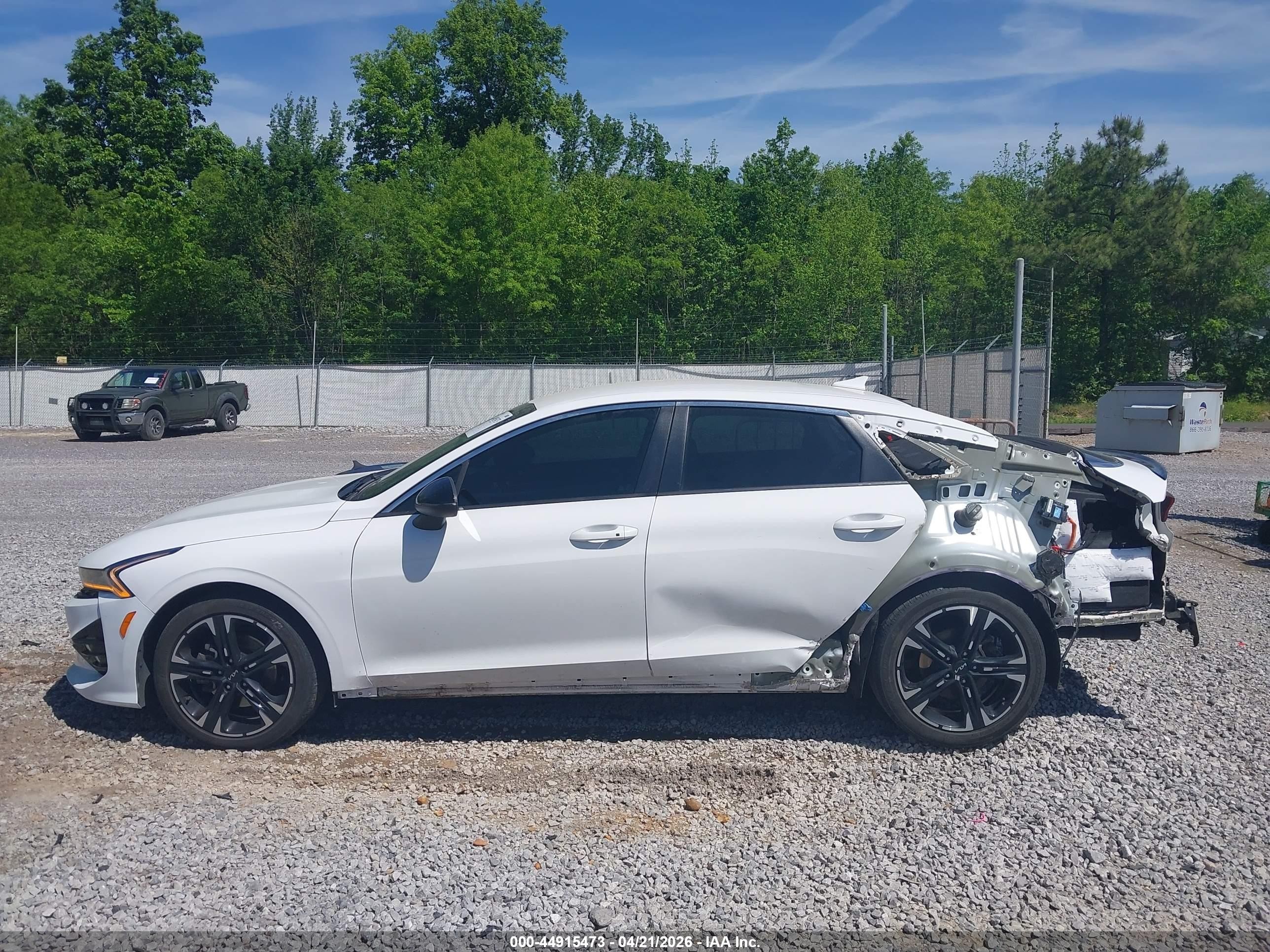 2022 Kia K5 Gt-line White vin: 5XXG64J27NG104270
