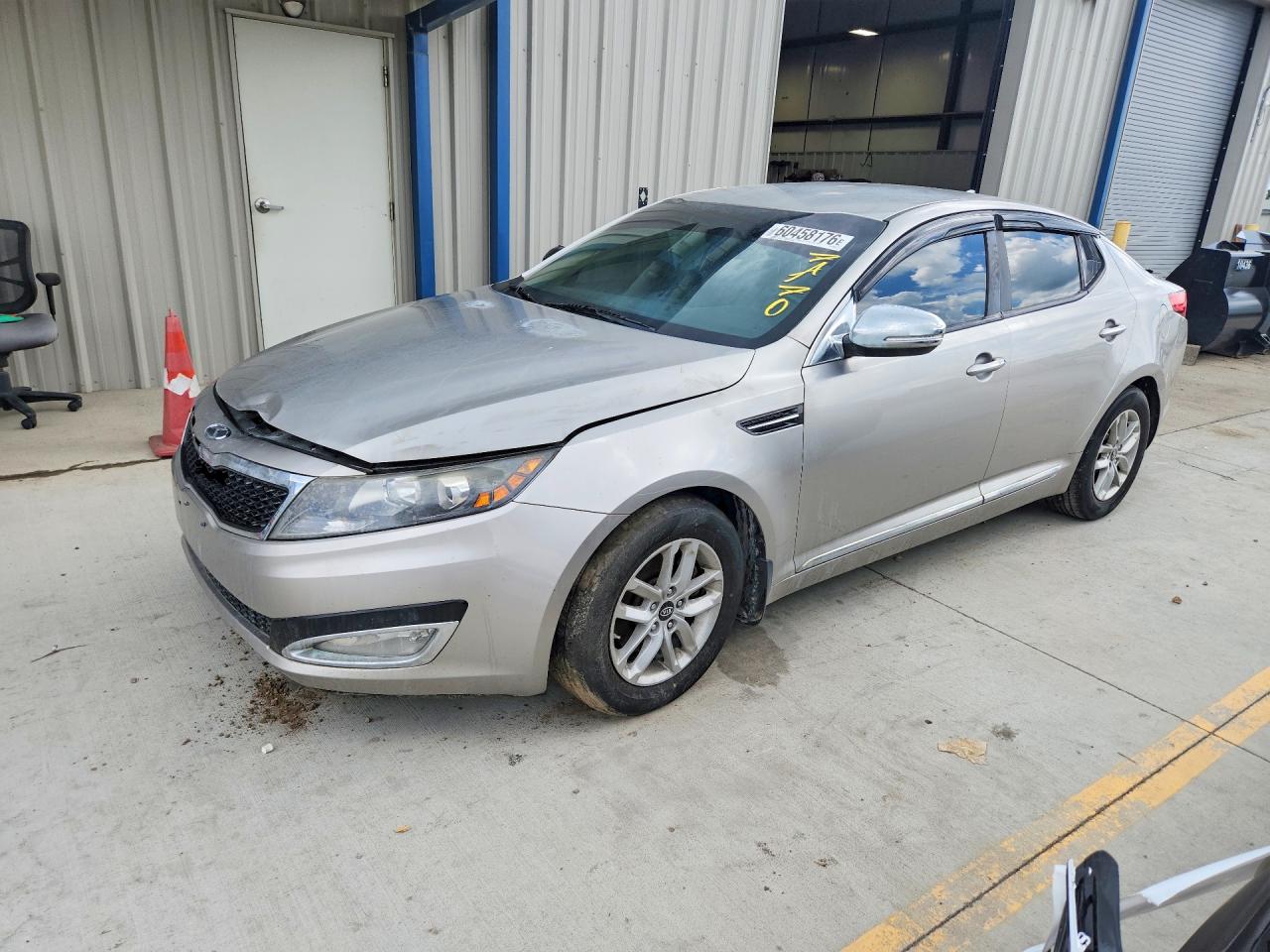 2013 Kia Optima Lx Silver vin: 5XXGM4A71DG191065