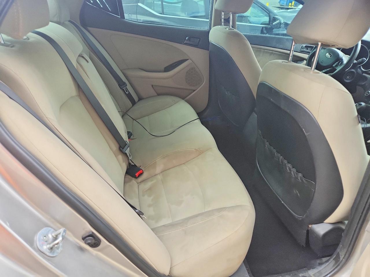 2013 Kia Optima Lx Silver vin: 5XXGM4A71DG191065