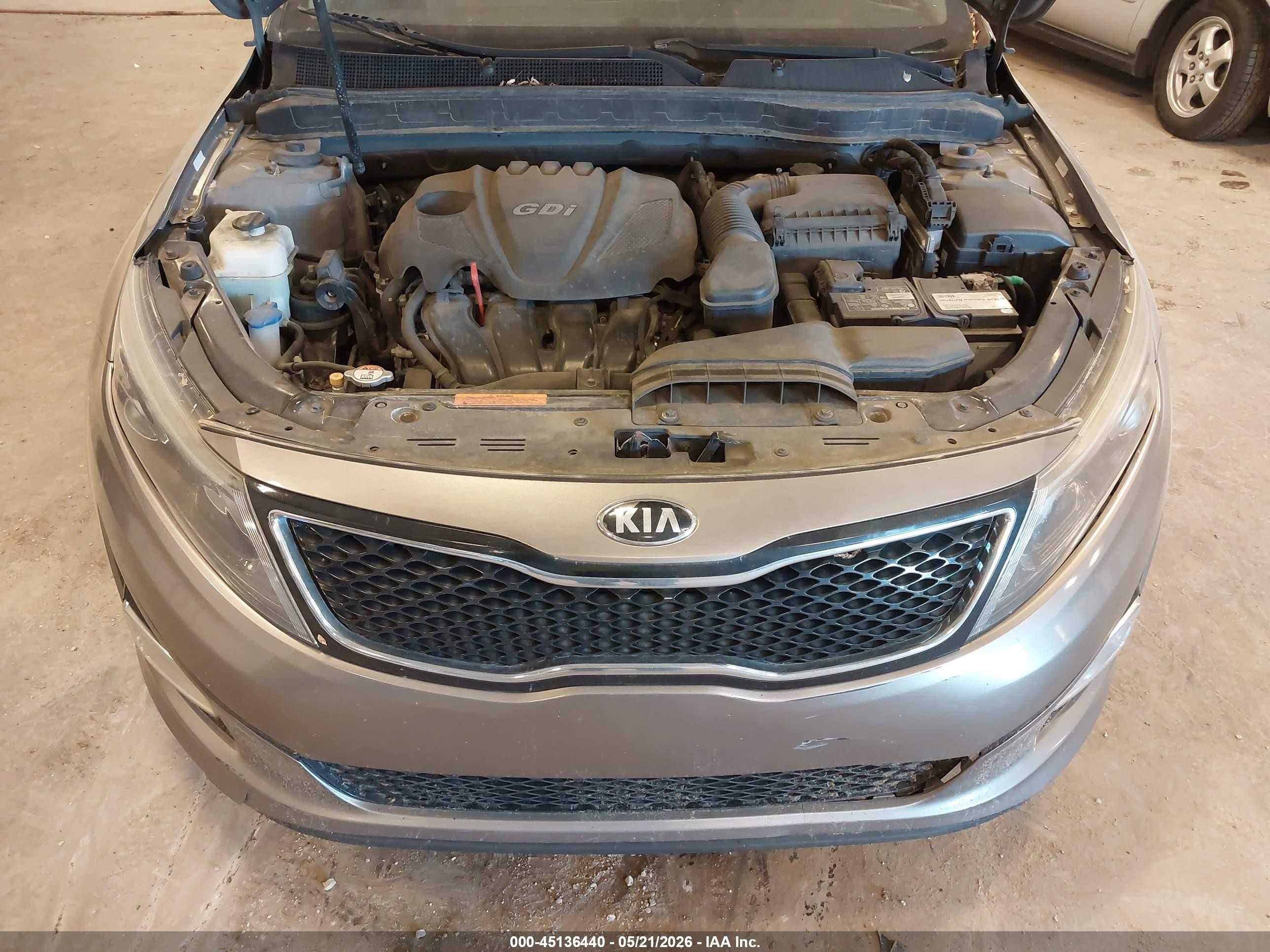 2015 Kia Optima Lx Серый vin: 5XXGM4A71FG489232
