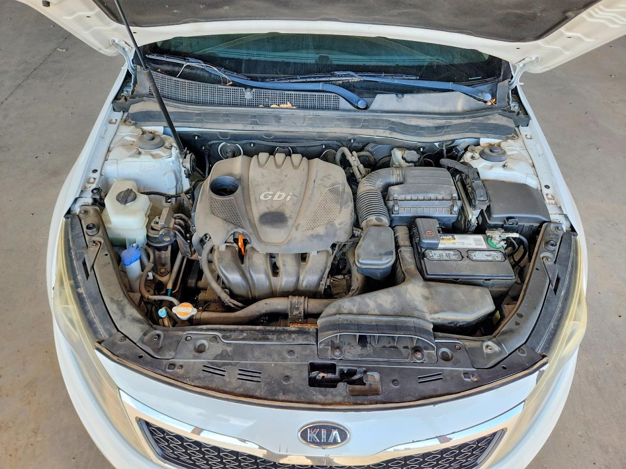 2012 Kia Optima Lx White vin: 5XXGM4A72CG059446