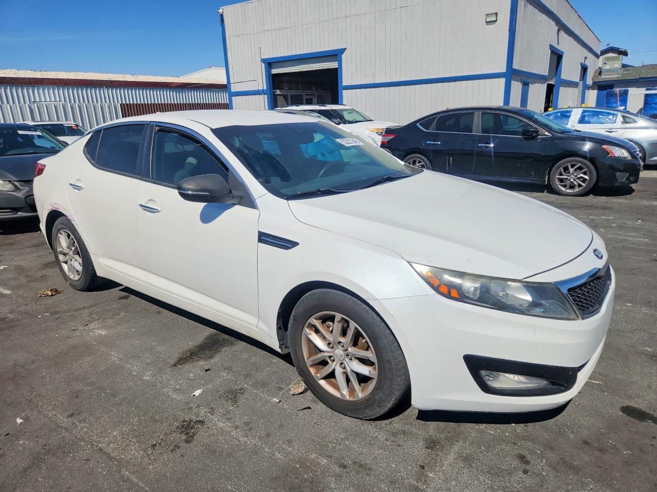 2013 Kia Optima Lx Белый vin: 5XXGM4A72DG178194
