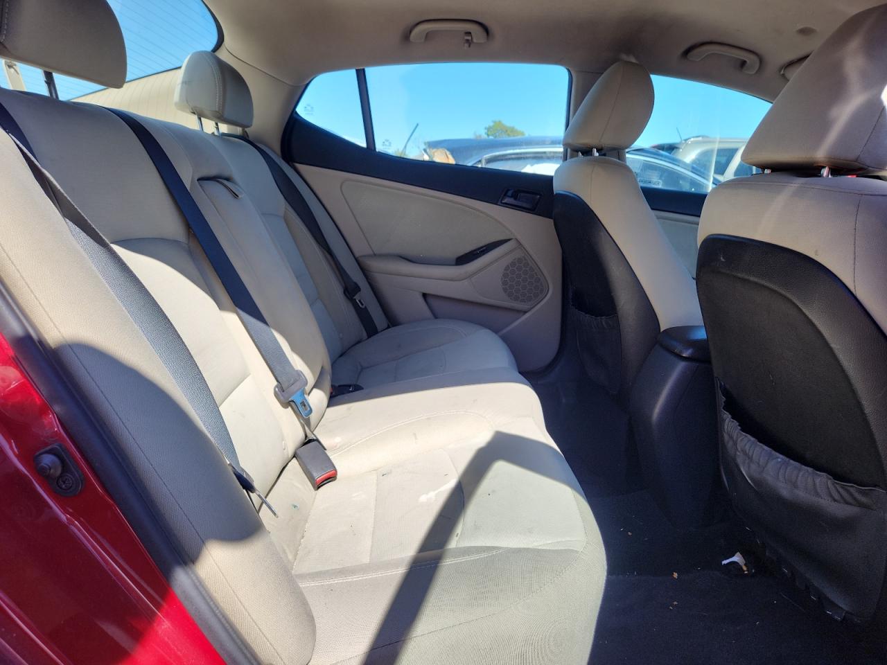 2012 Kia Optima Lx Red vin: 5XXGM4A73CG078989