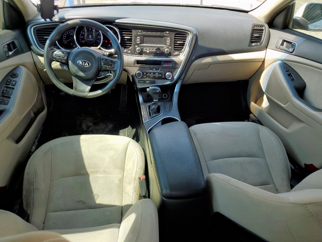 2015 Kia Optima Lx Белый vin: 5XXGM4A73FG348680