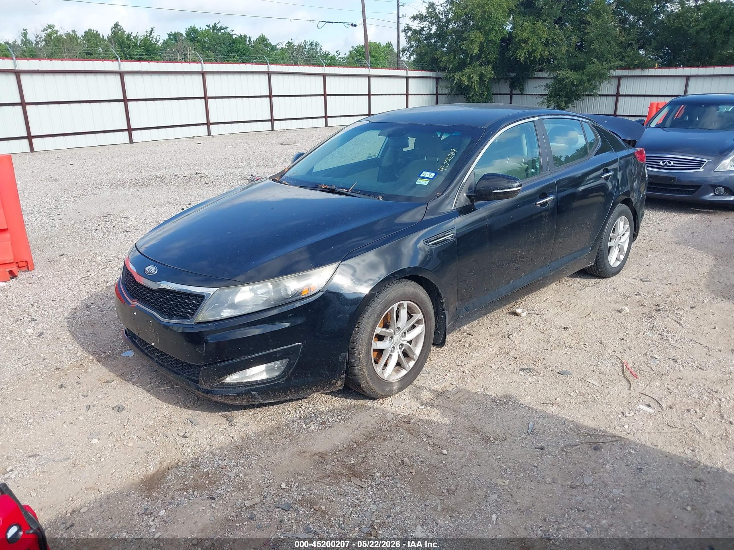 2013 Kia Optima Lx Black vin: 5XXGM4A75DG235357