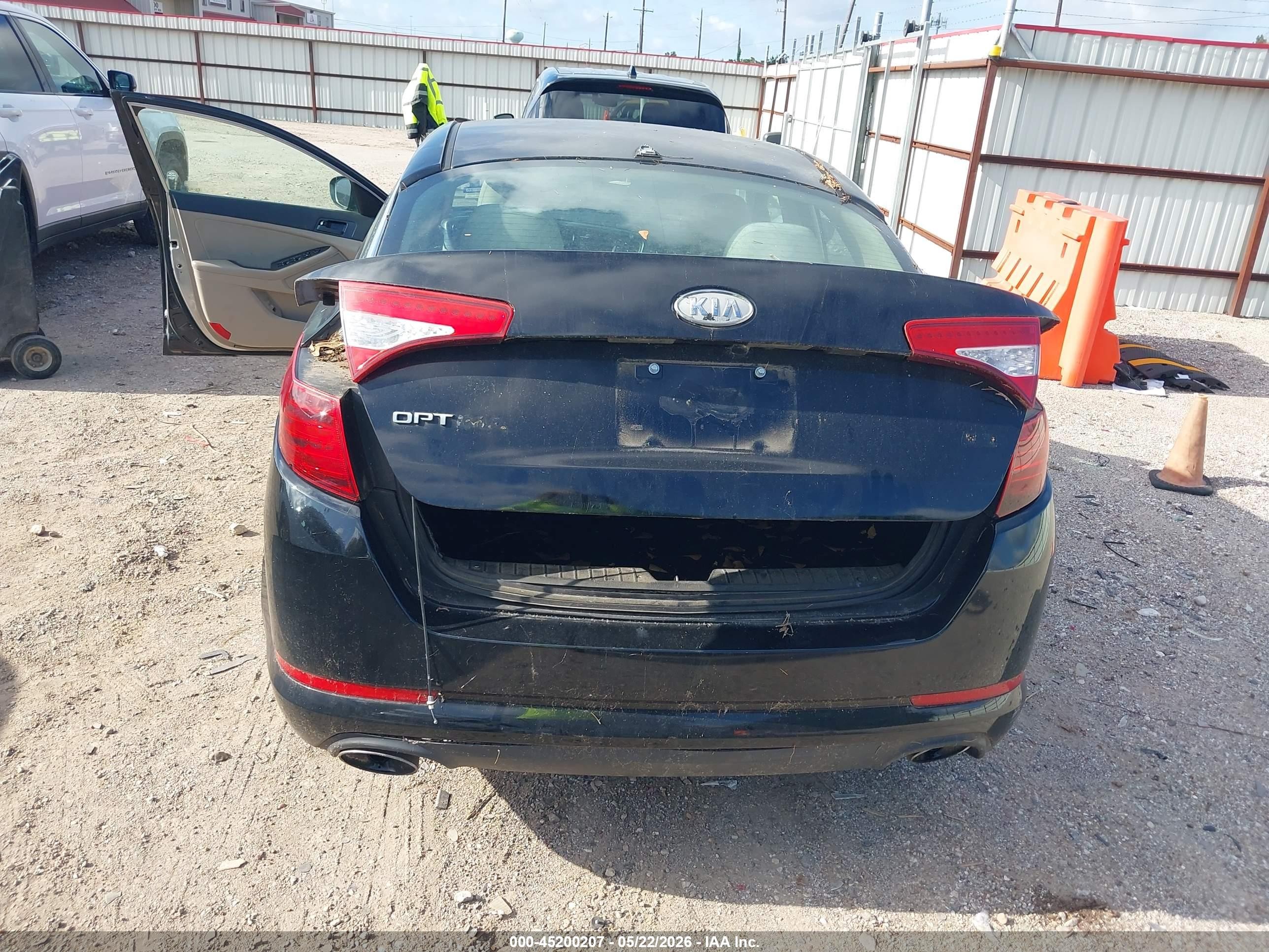 2013 Kia Optima Lx Black vin: 5XXGM4A75DG235357