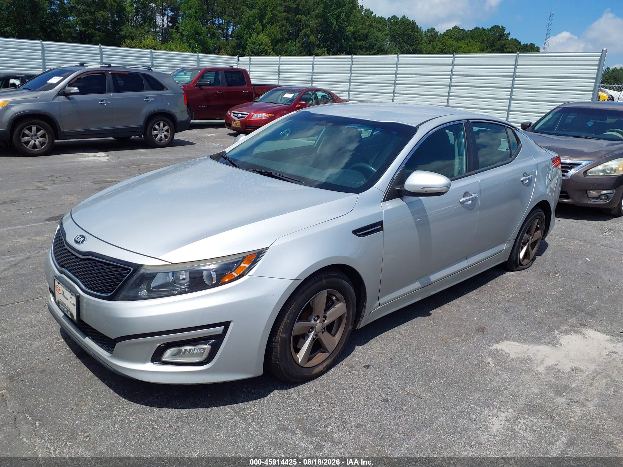 2015 Kia Optima Lx Silver vin: 5XXGM4A76FG397680