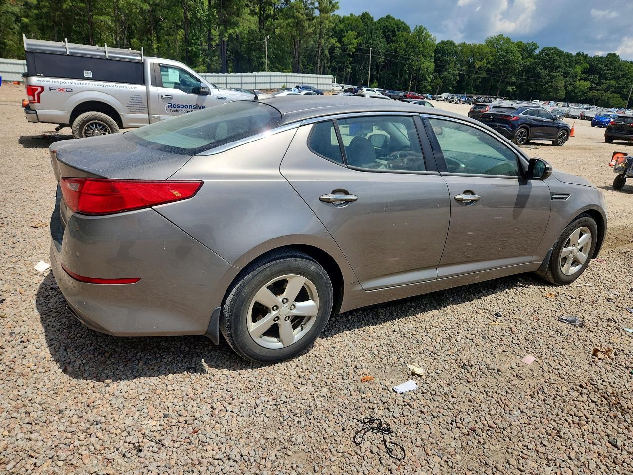 2015 Kia Optima Lx Silver vin: 5XXGM4A76FG503352