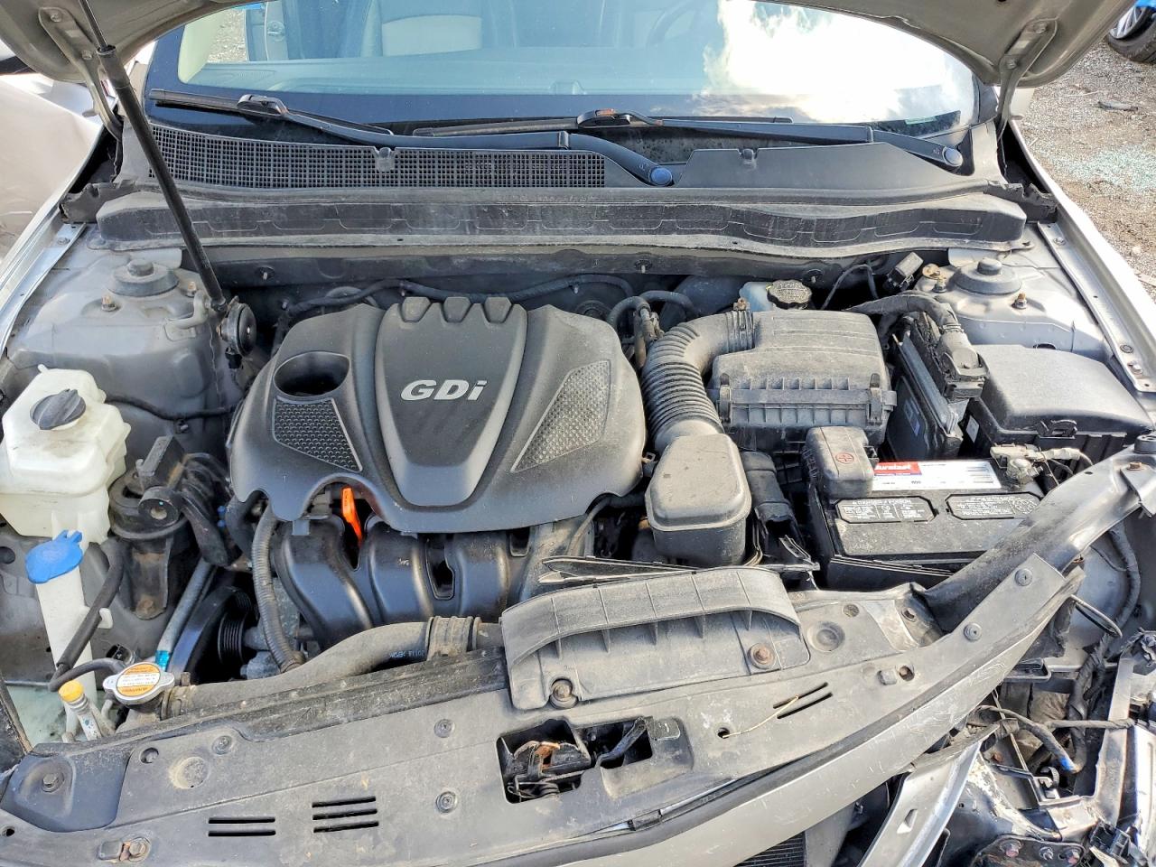 2012 Kia Optima Lx Серебряный vin: 5XXGM4A77CG051925
