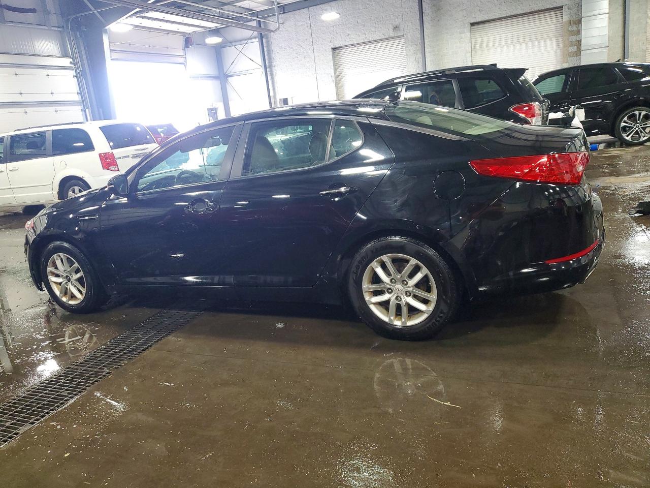 2013 Kia Optima Lx Черный vin: 5XXGM4A77DG098809