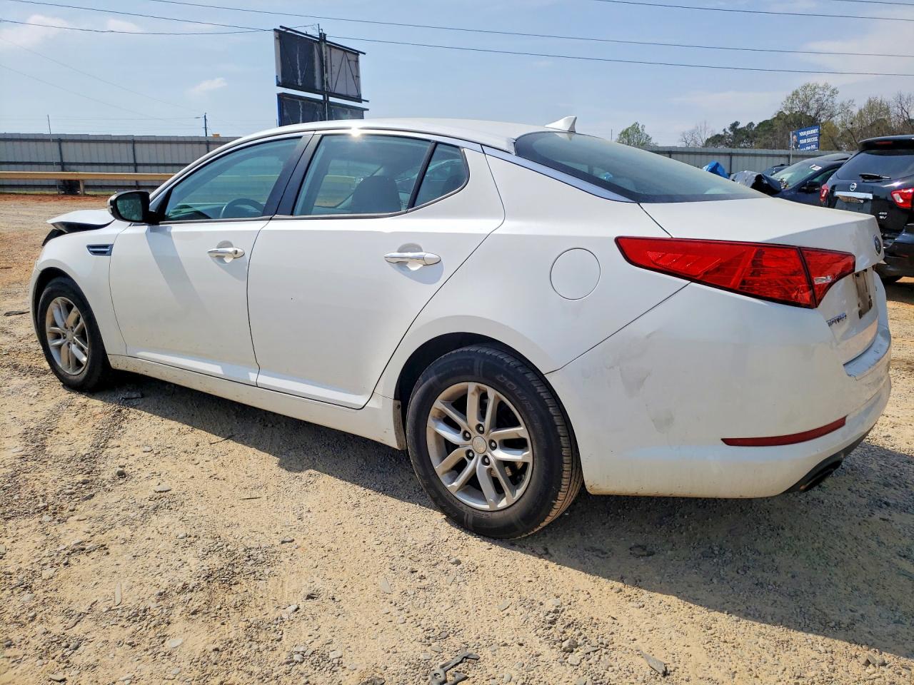 2013 Kia Optima Lx Белый vin: 5XXGM4A77DG176277