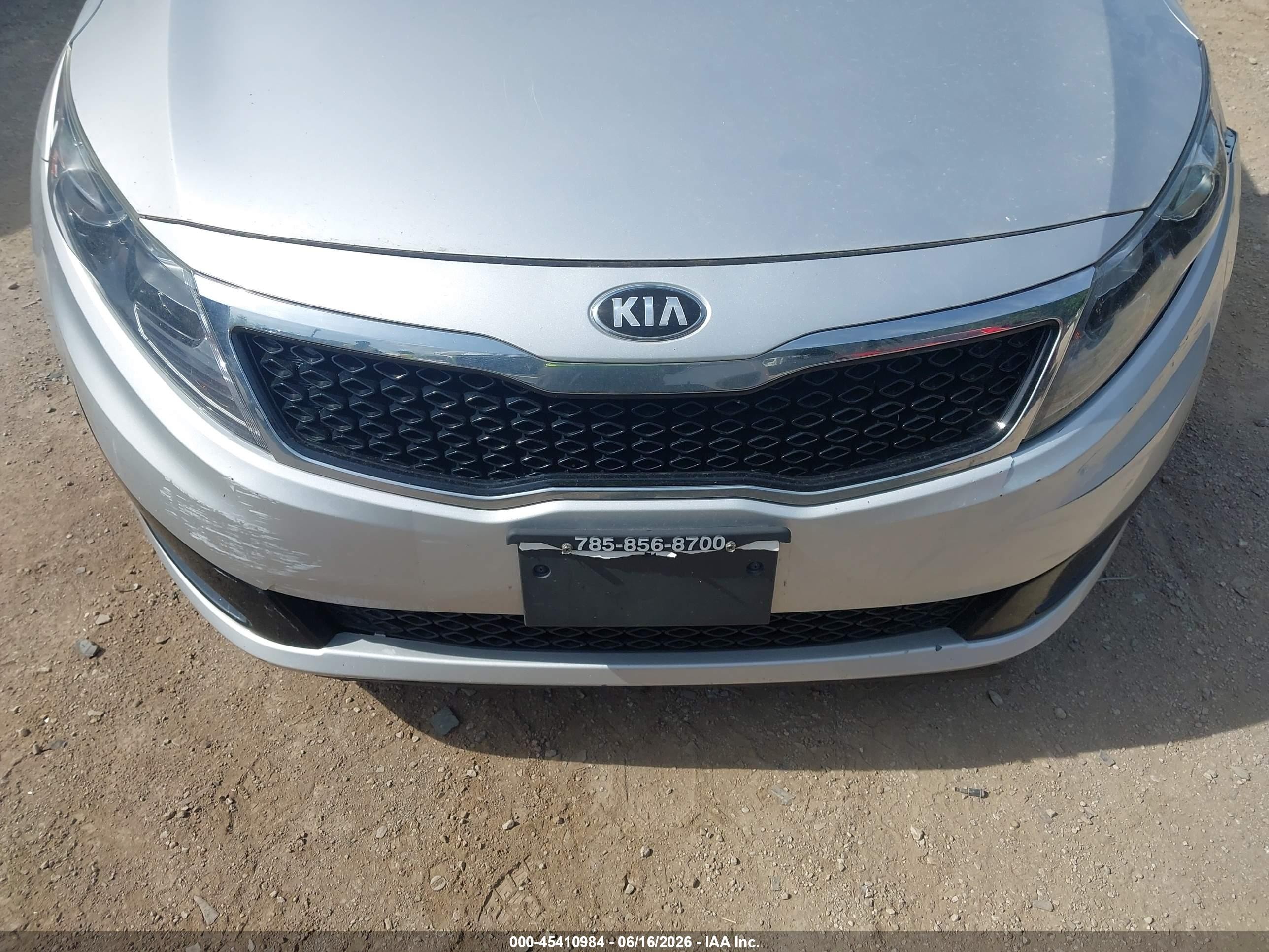 2013 Kia Optima Lx Серебряный vin: 5XXGM4A77DG190857