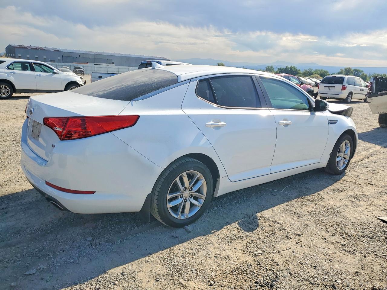 2013 Kia Optima Lx White vin: 5XXGM4A77DG230404