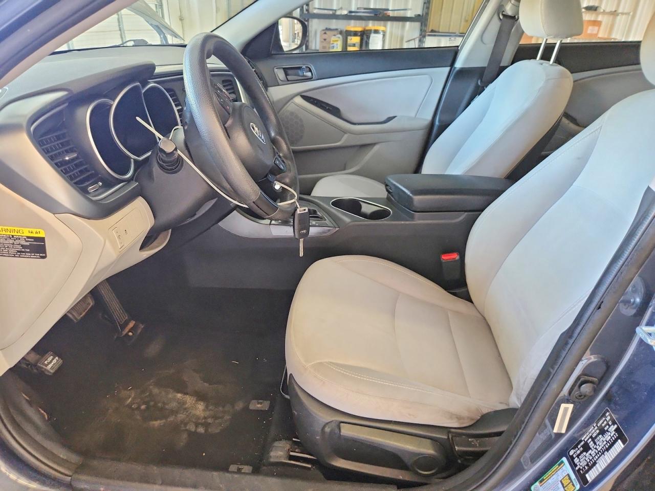 2015 Kia Optima Lx Blue vin: 5XXGM4A77FG412932