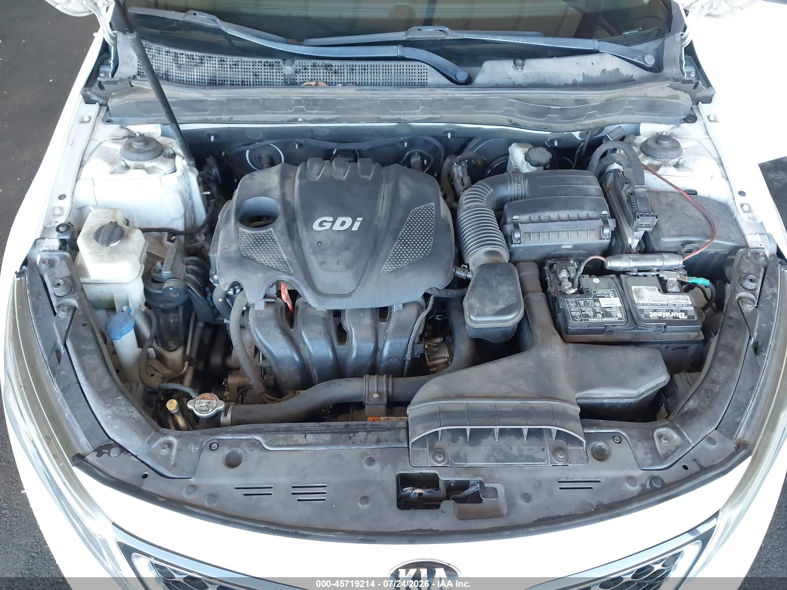 2015 Kia Optima Lx Белый vin: 5XXGM4A77FG471897
