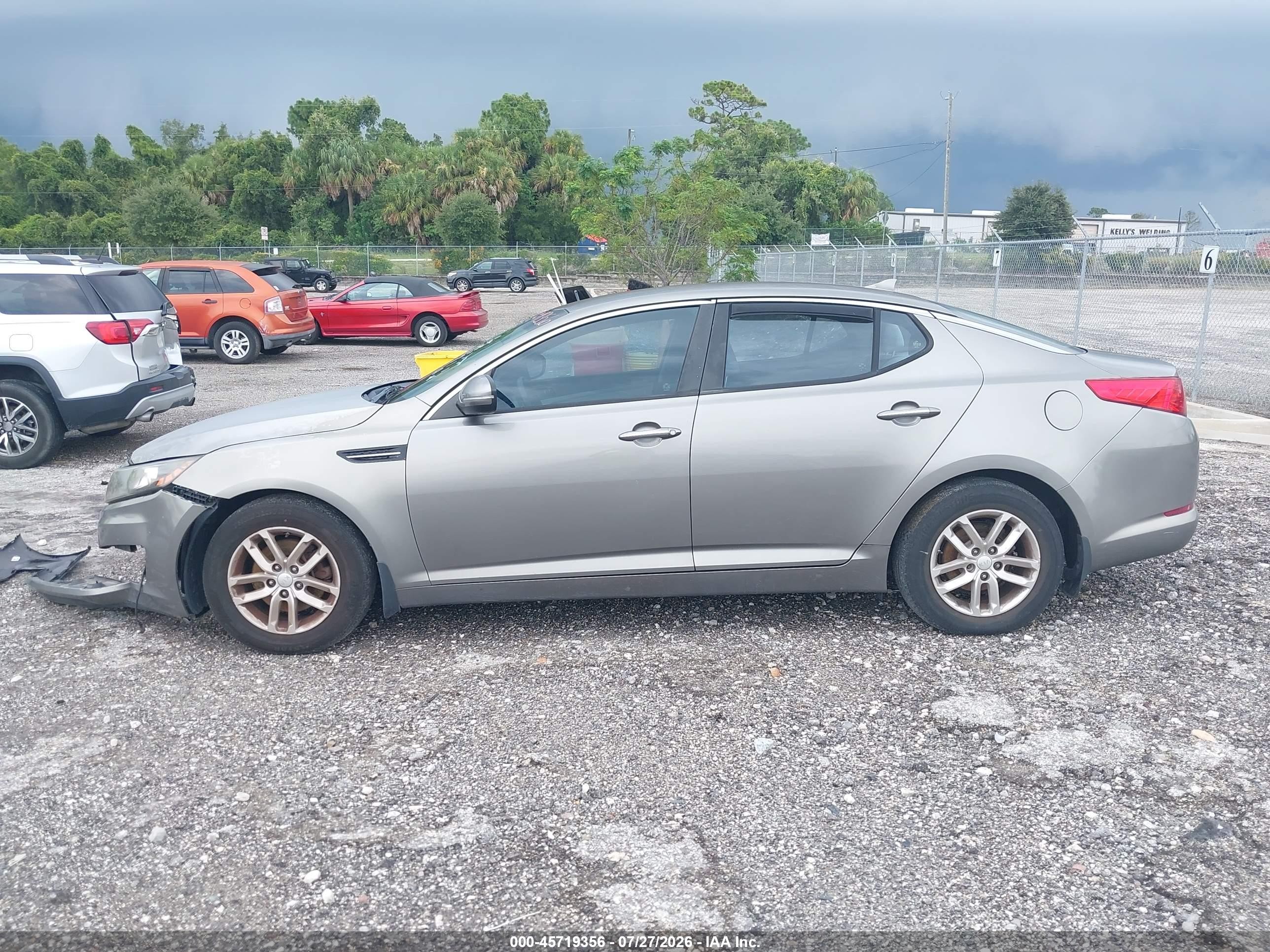 2012 Kia Optima Lx Beige vin: 5XXGM4A7XCG024489