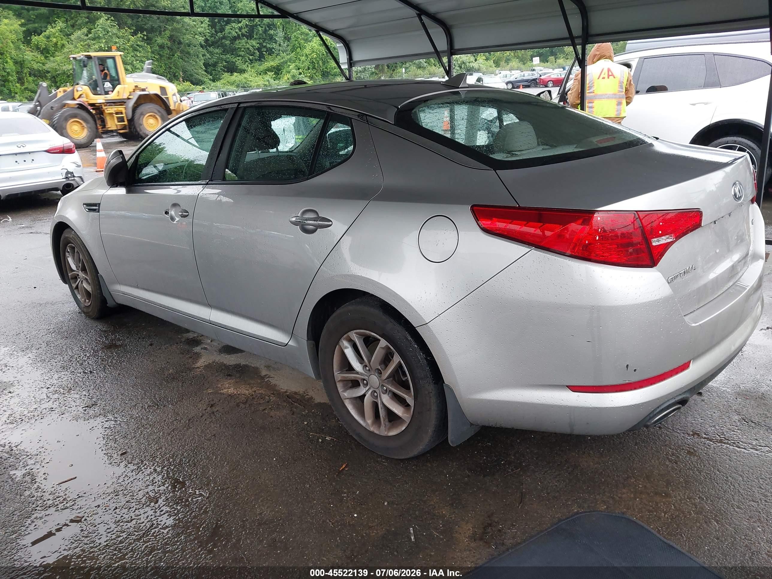 2013 Kia Optima Lx Серебряный vin: 5XXGM4A7XDG177293