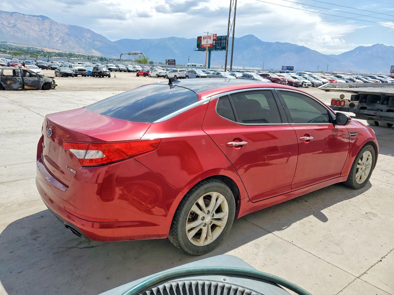 2012 Kia Optima Ex Red vin: 5XXGN4A66CG073709