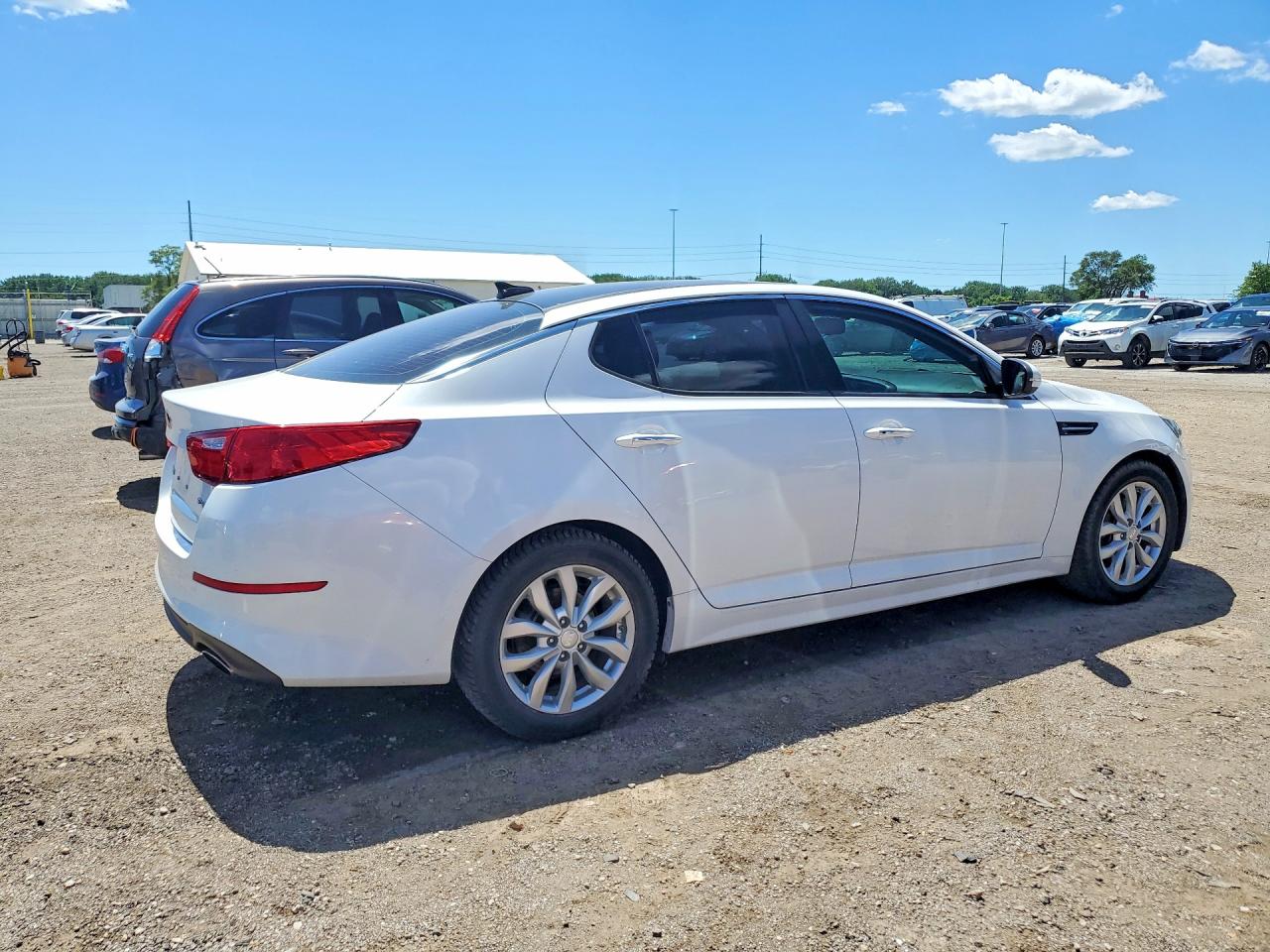 2015 Kia Optima Ex White vin: 5XXGN4A74FG508367