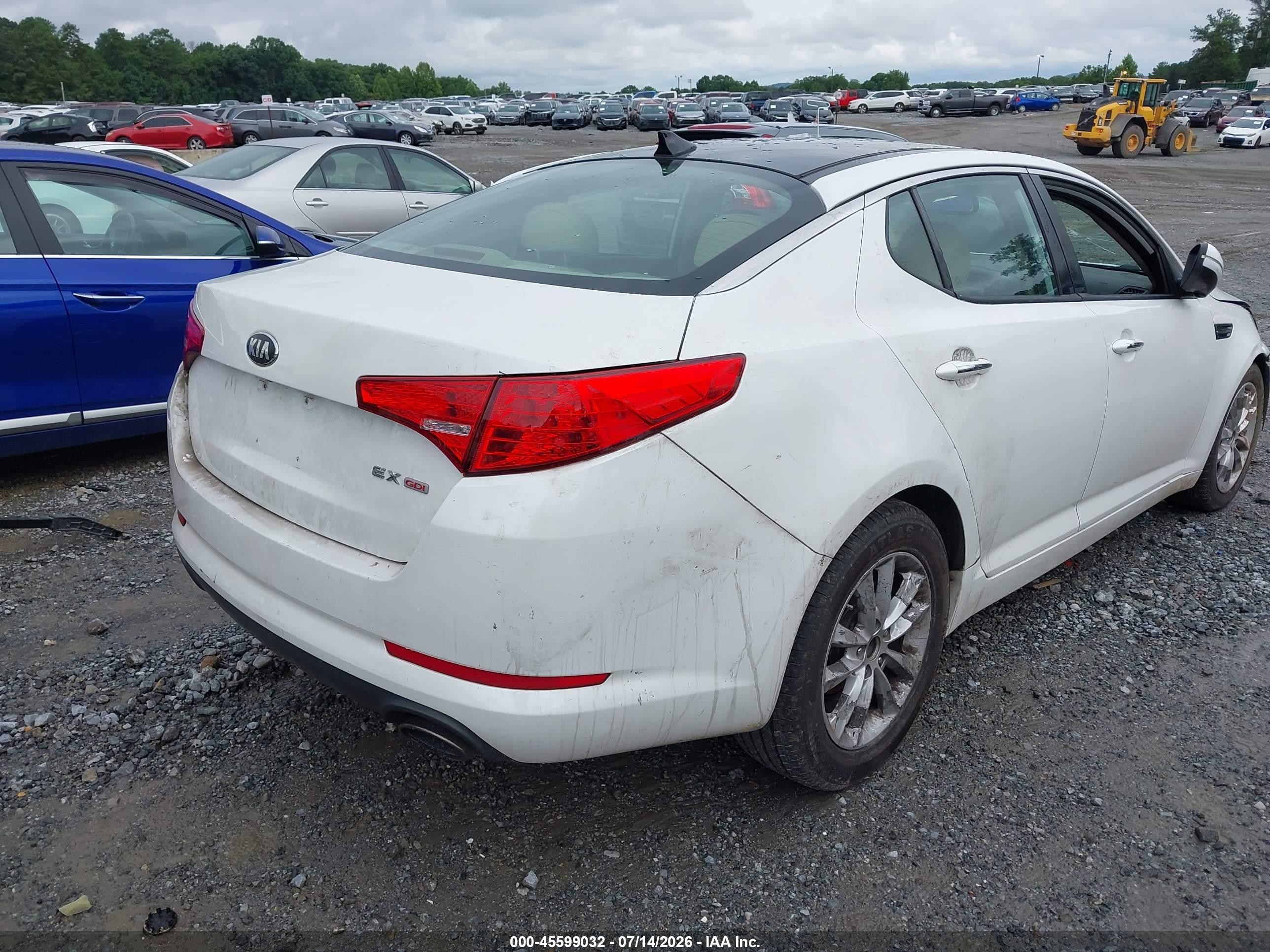 2013 Kia Optima Ex White vin: 5XXGN4A77DG170055