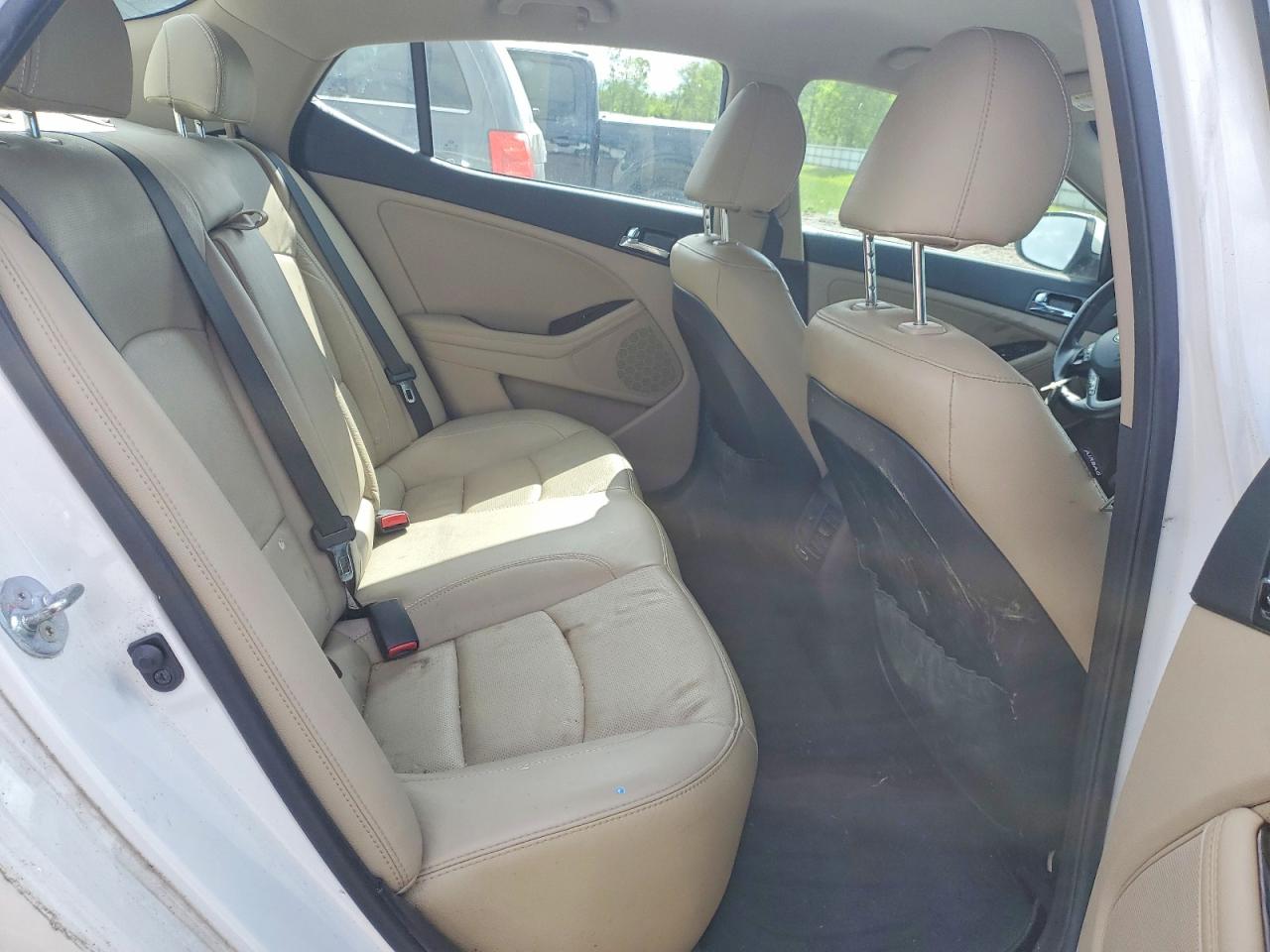 2013 Kia Optima Ex White vin: 5XXGN4A78DG106929