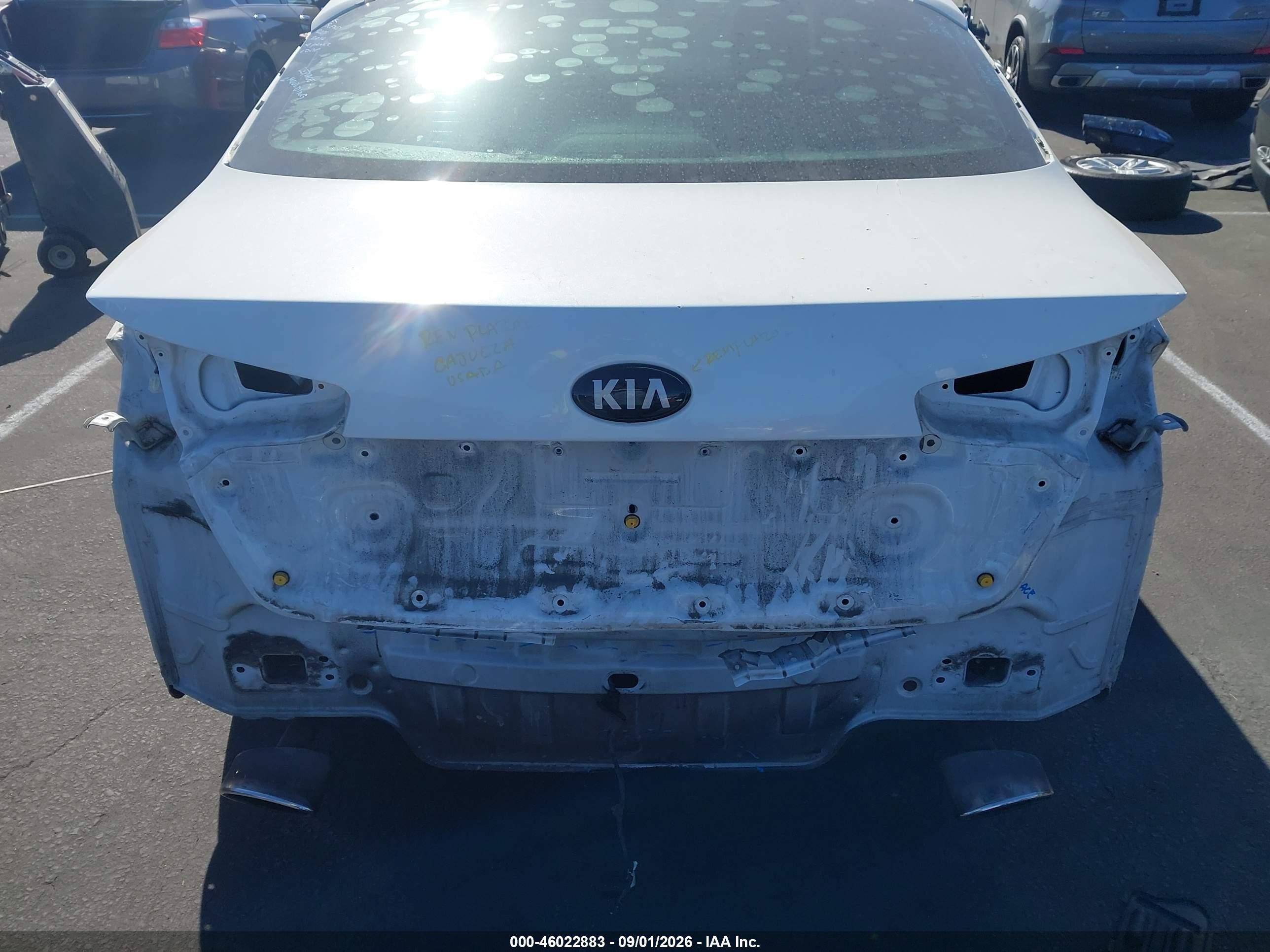 2013 Kia Optima Ex White vin: 5XXGN4A79DG239019