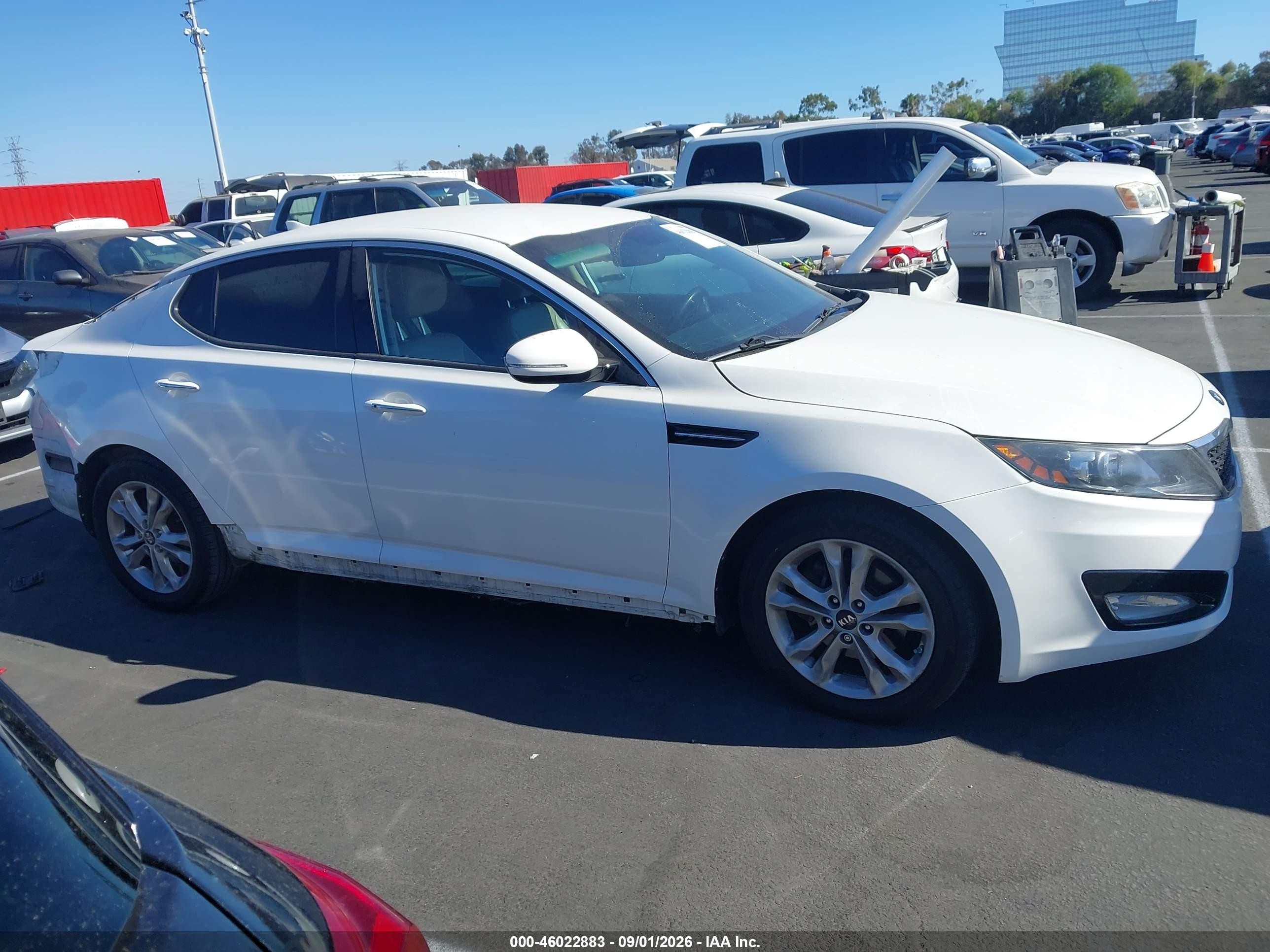 2013 Kia Optima Ex White vin: 5XXGN4A79DG239019