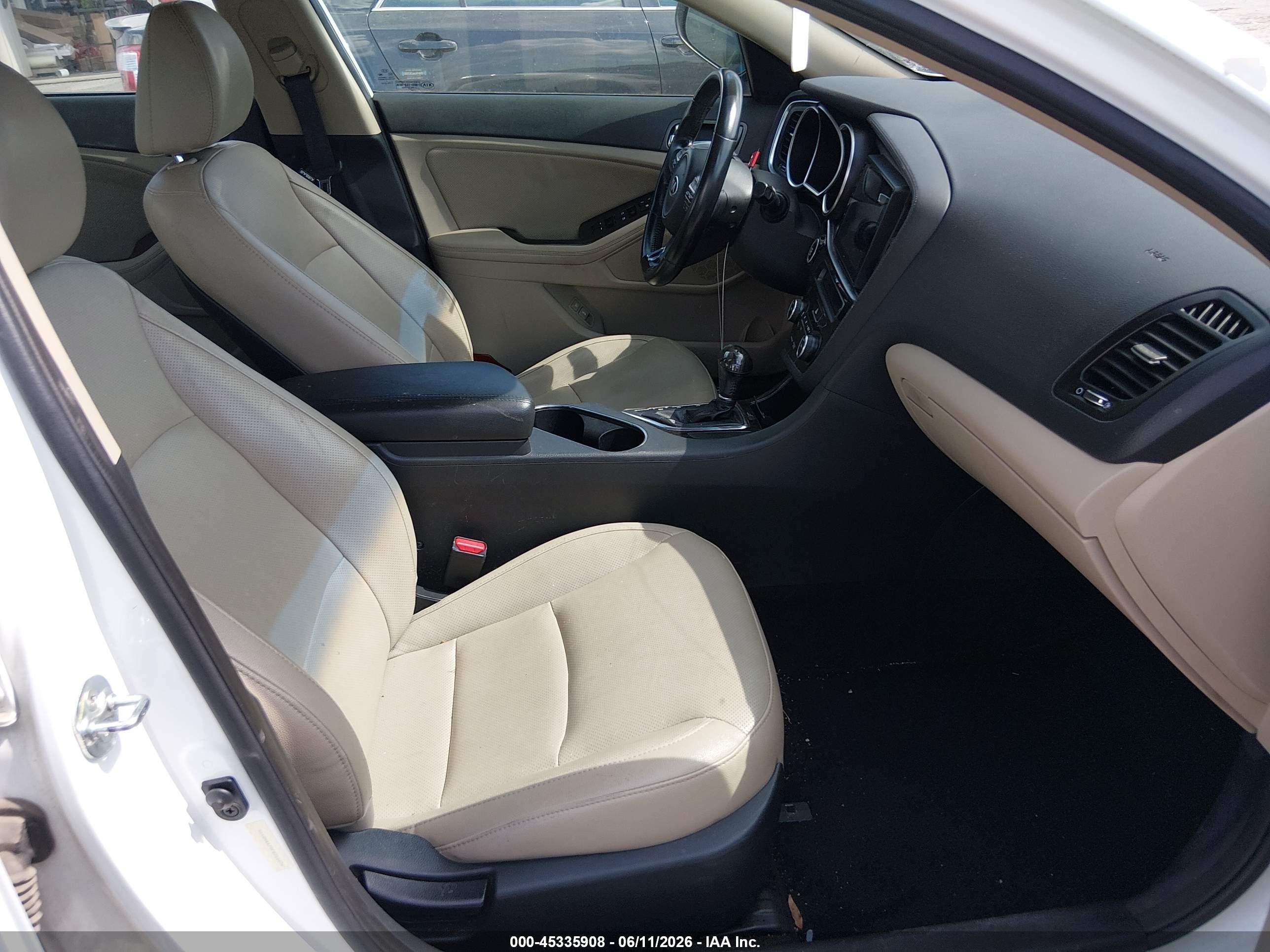 2015 Kia Optima Ex White vin: 5XXGN4A79FG351676