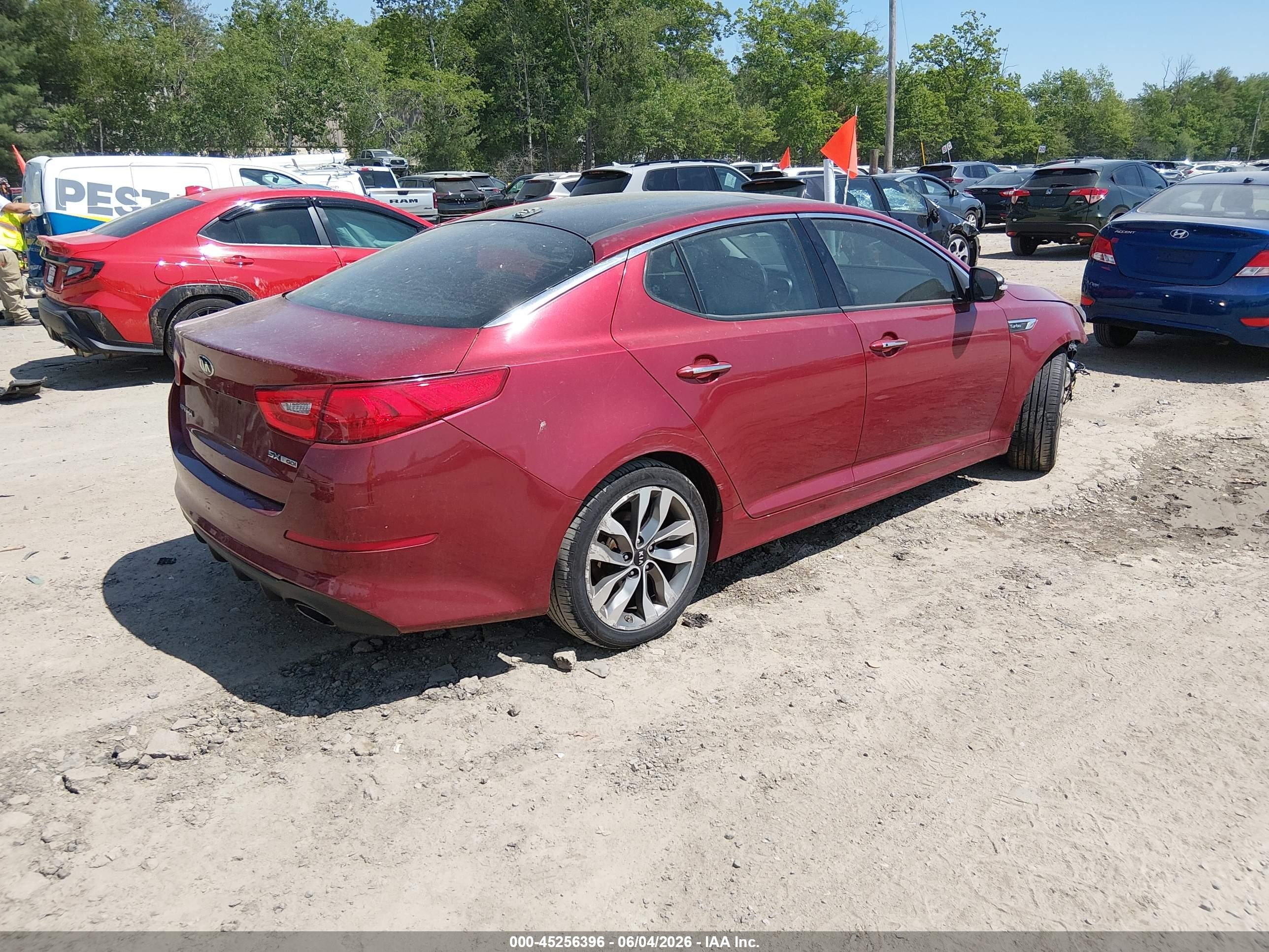 2015 Kia Optima Sx Turbo Черный vin: 5XXGR4A61FG386983