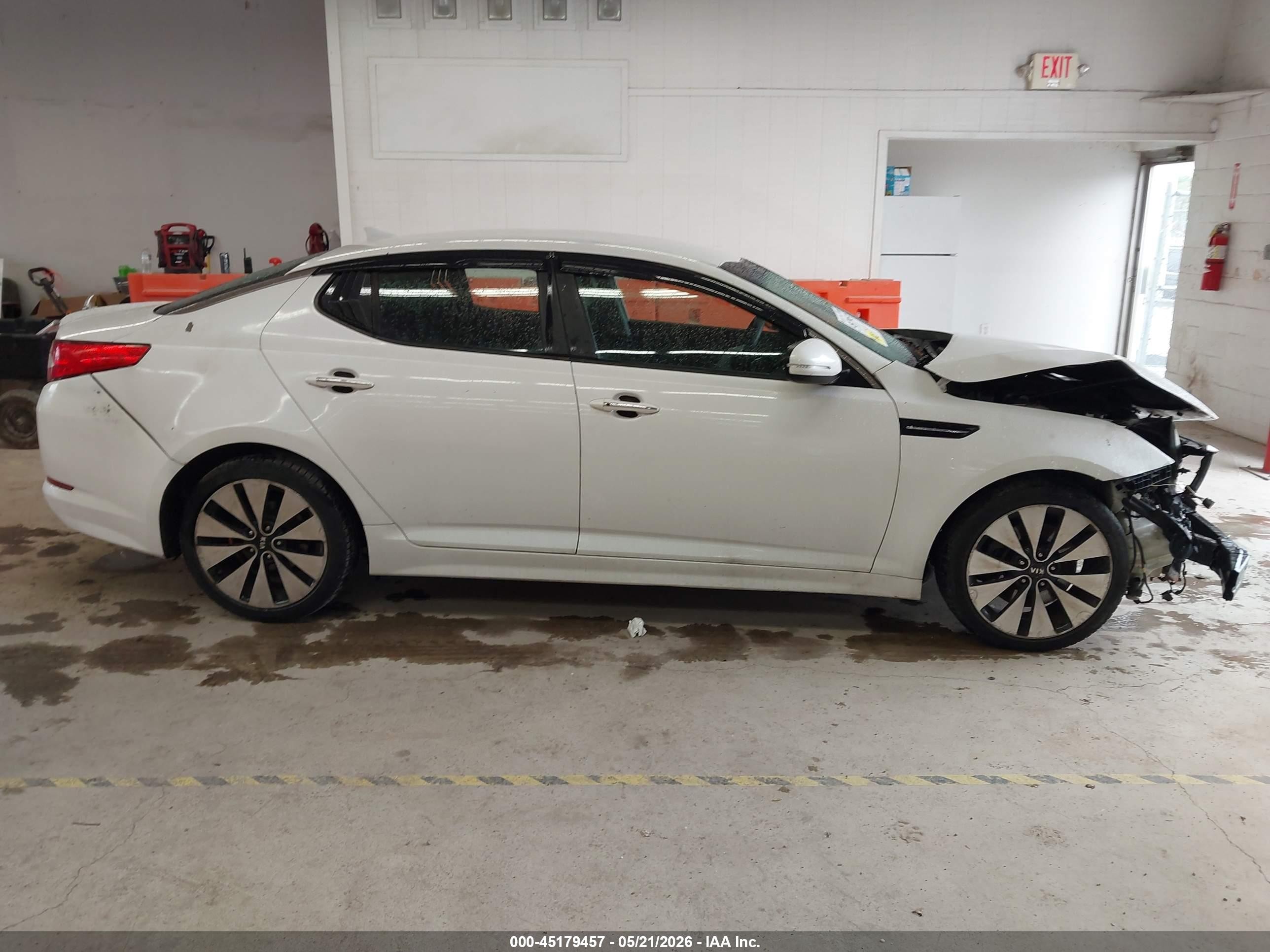 2012 Kia Optima Sx White vin: 5XXGR4A62CG045409