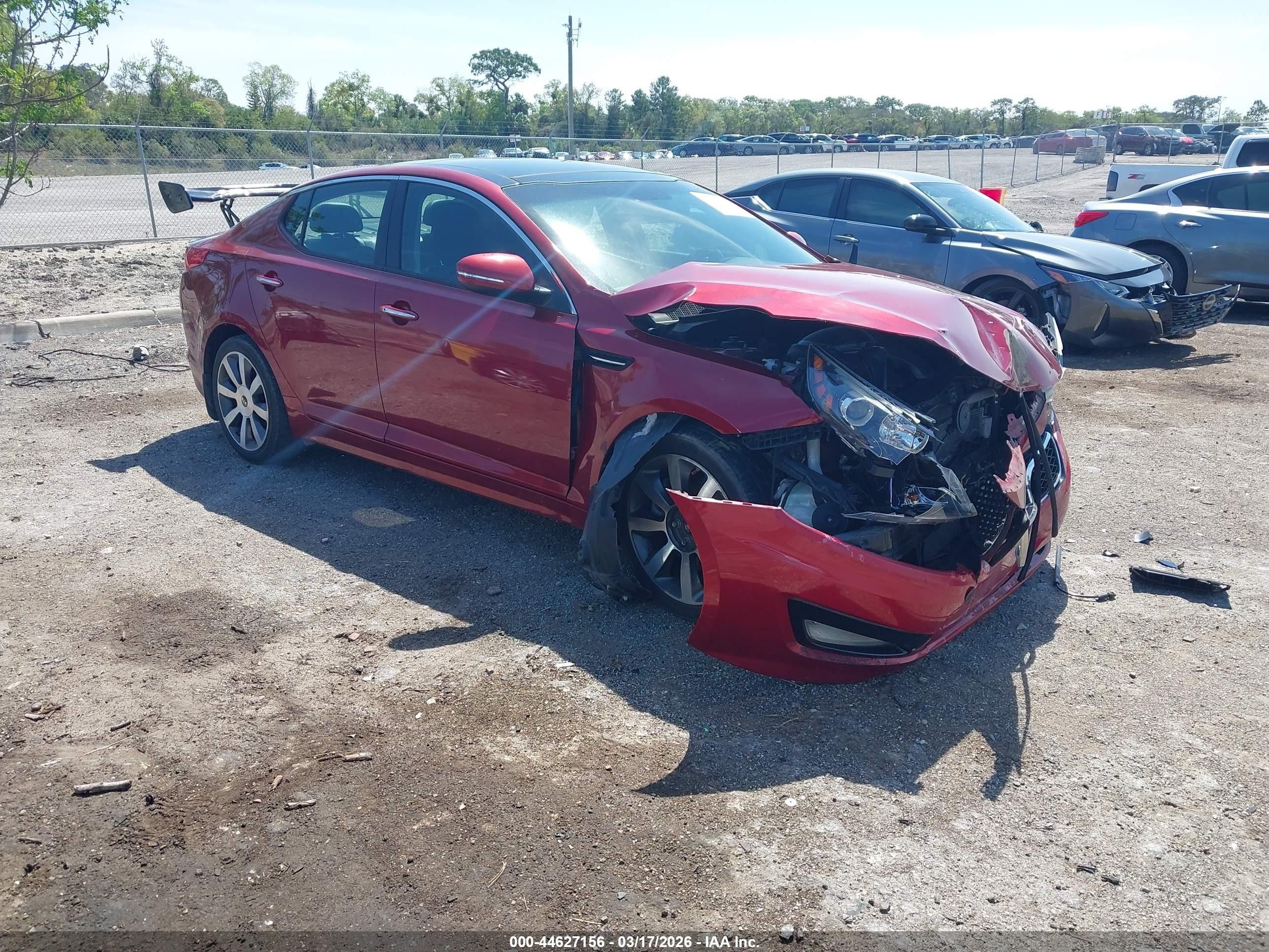 2012 Kia Optima Sx Burgundy vin: 5XXGR4A63CG020101