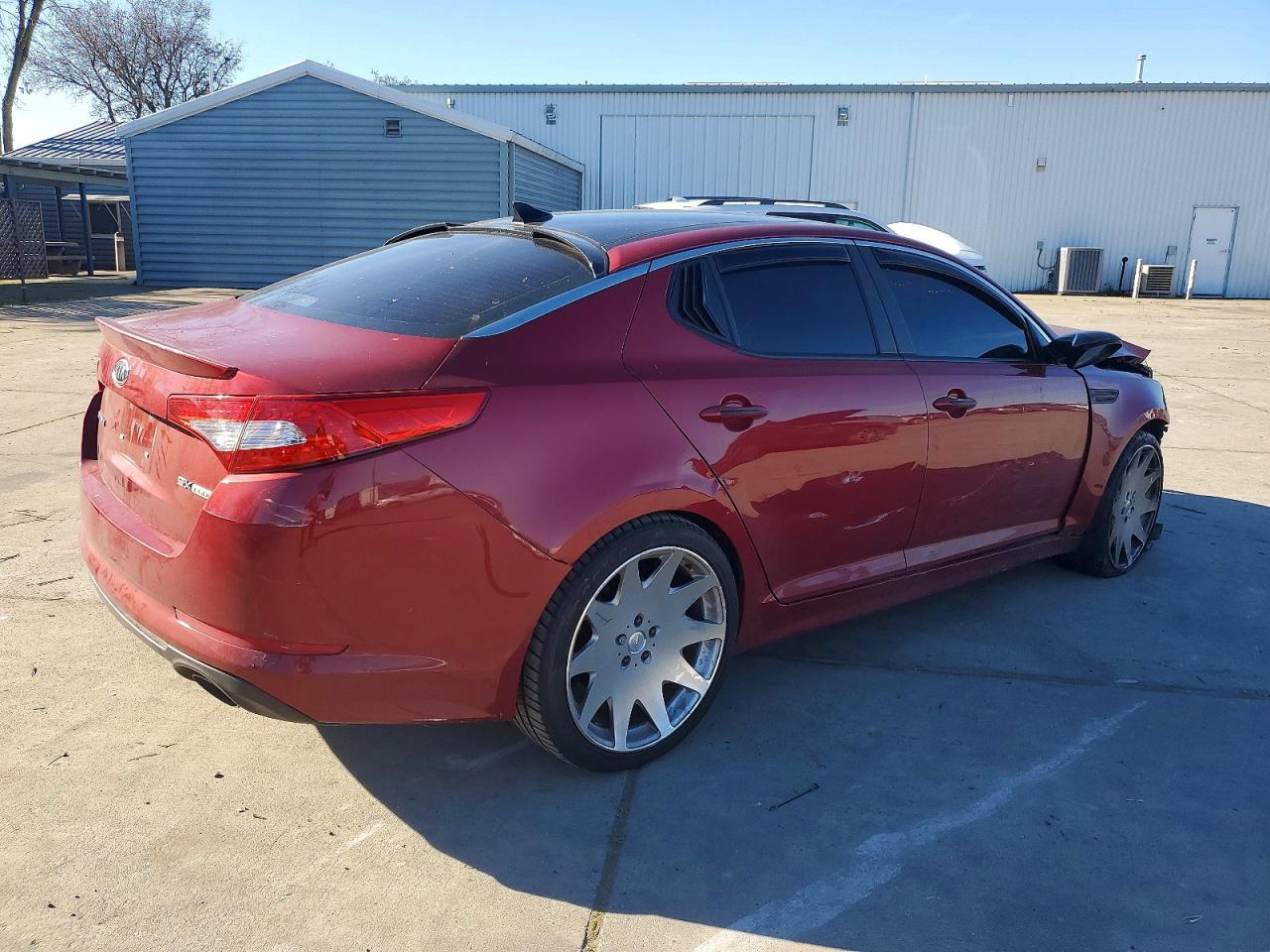 2012 Kia Optima Sx Burgundy vin: 5XXGR4A64CG084728