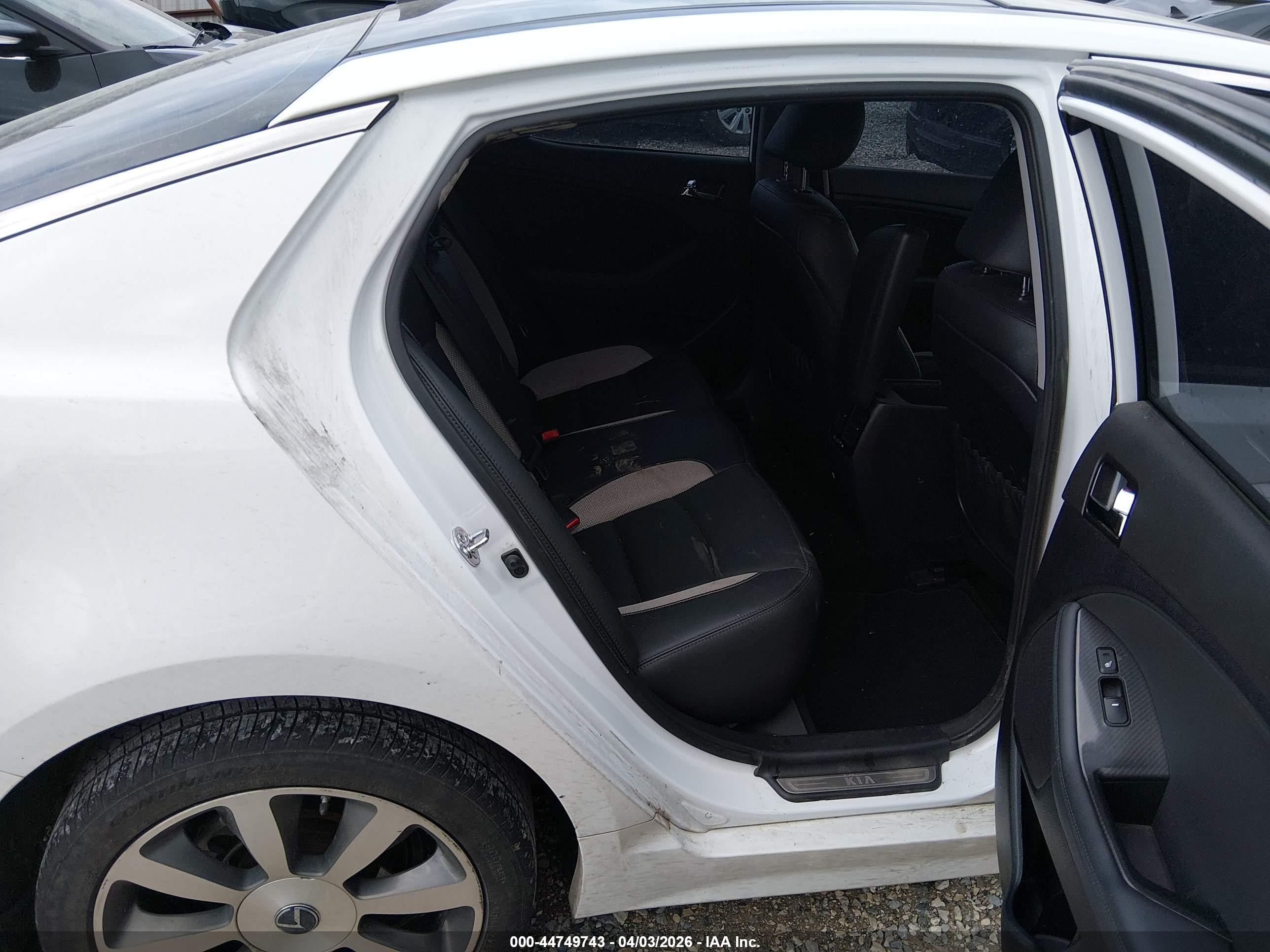 2013 Kia Optima Sx Белый vin: 5XXGR4A65DG217336