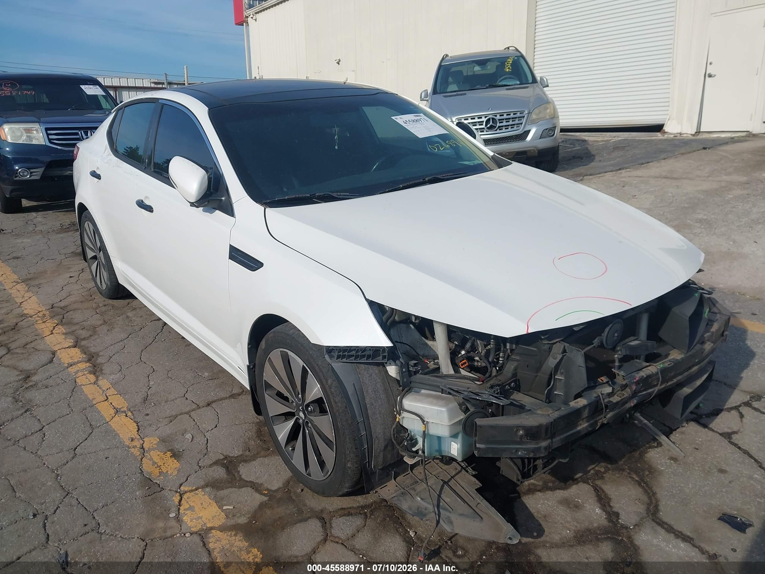 2012 Kia Optima Sx White vin: 5XXGR4A66CG026894