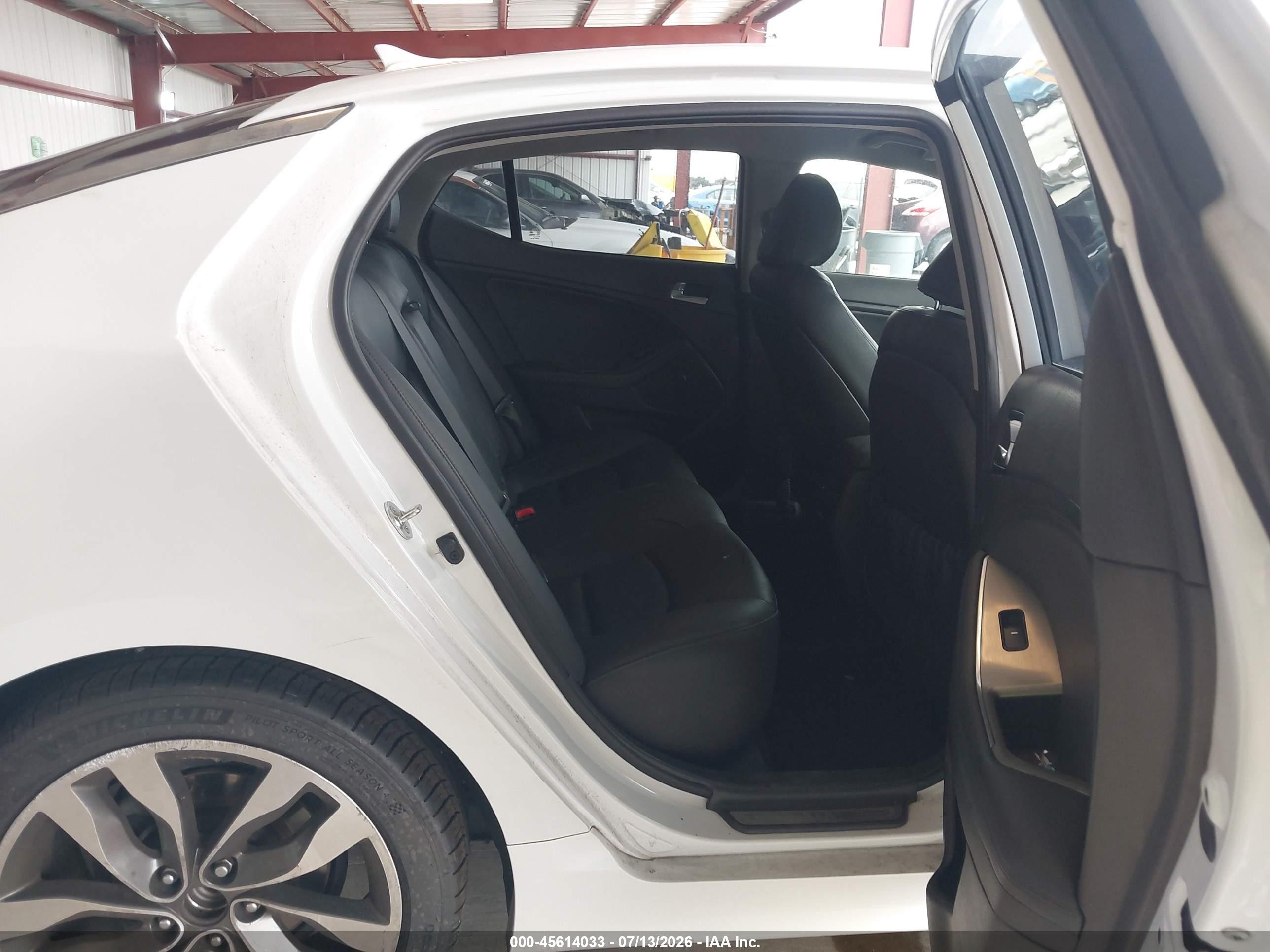 2015 Kia Optima Sx Turbo White vin: 5XXGR4A66FG490529
