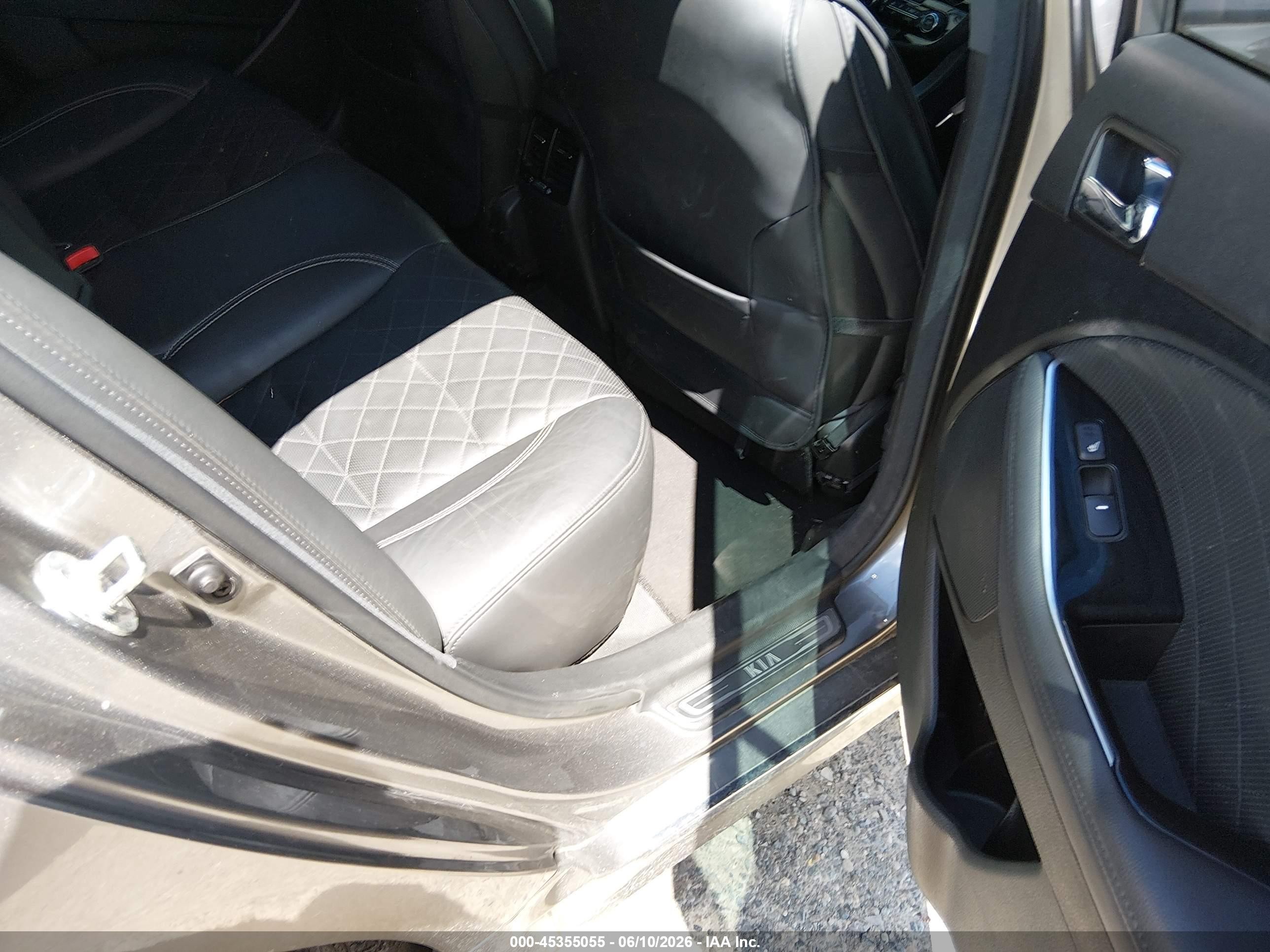 2015 Kia Optima Sxl Turbo Серый vin: 5XXGR4A67FG452713