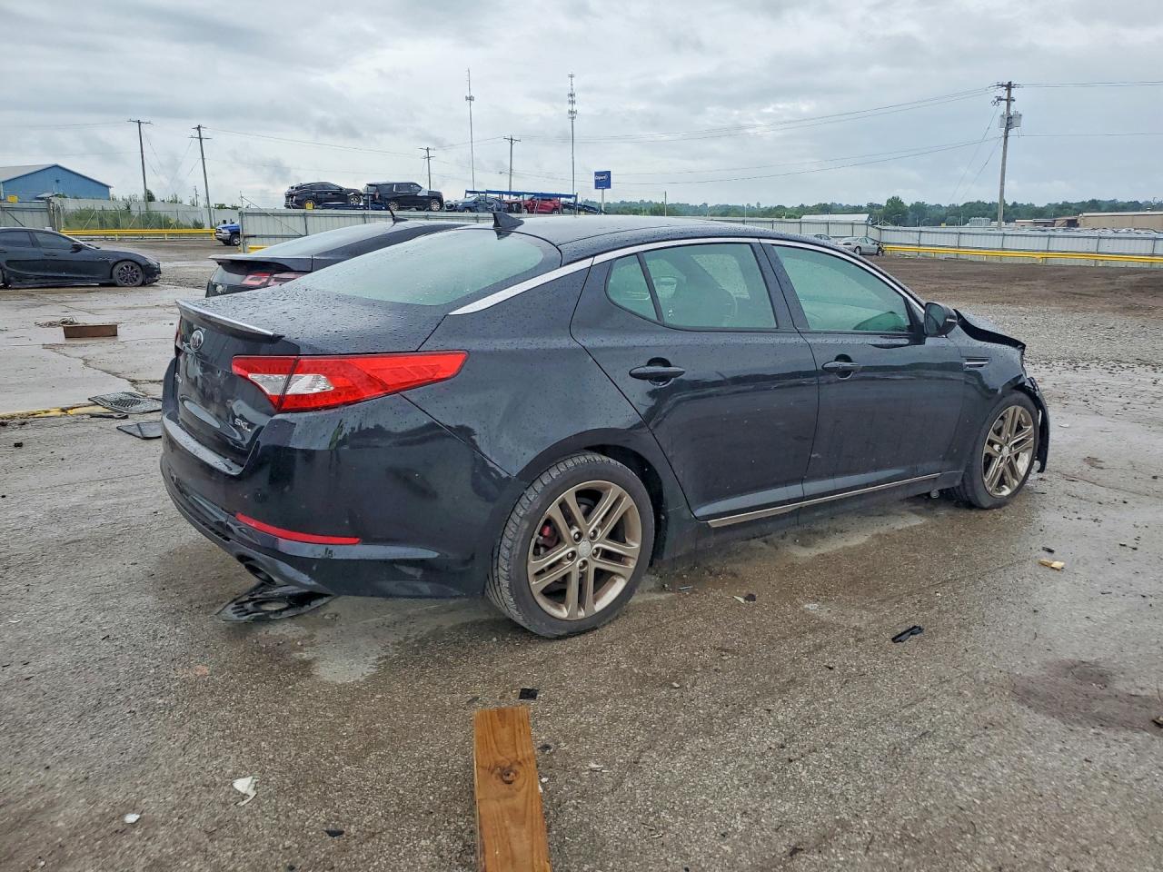 2013 Kia Optima Черный vin: 5XXGR4A69DG189654