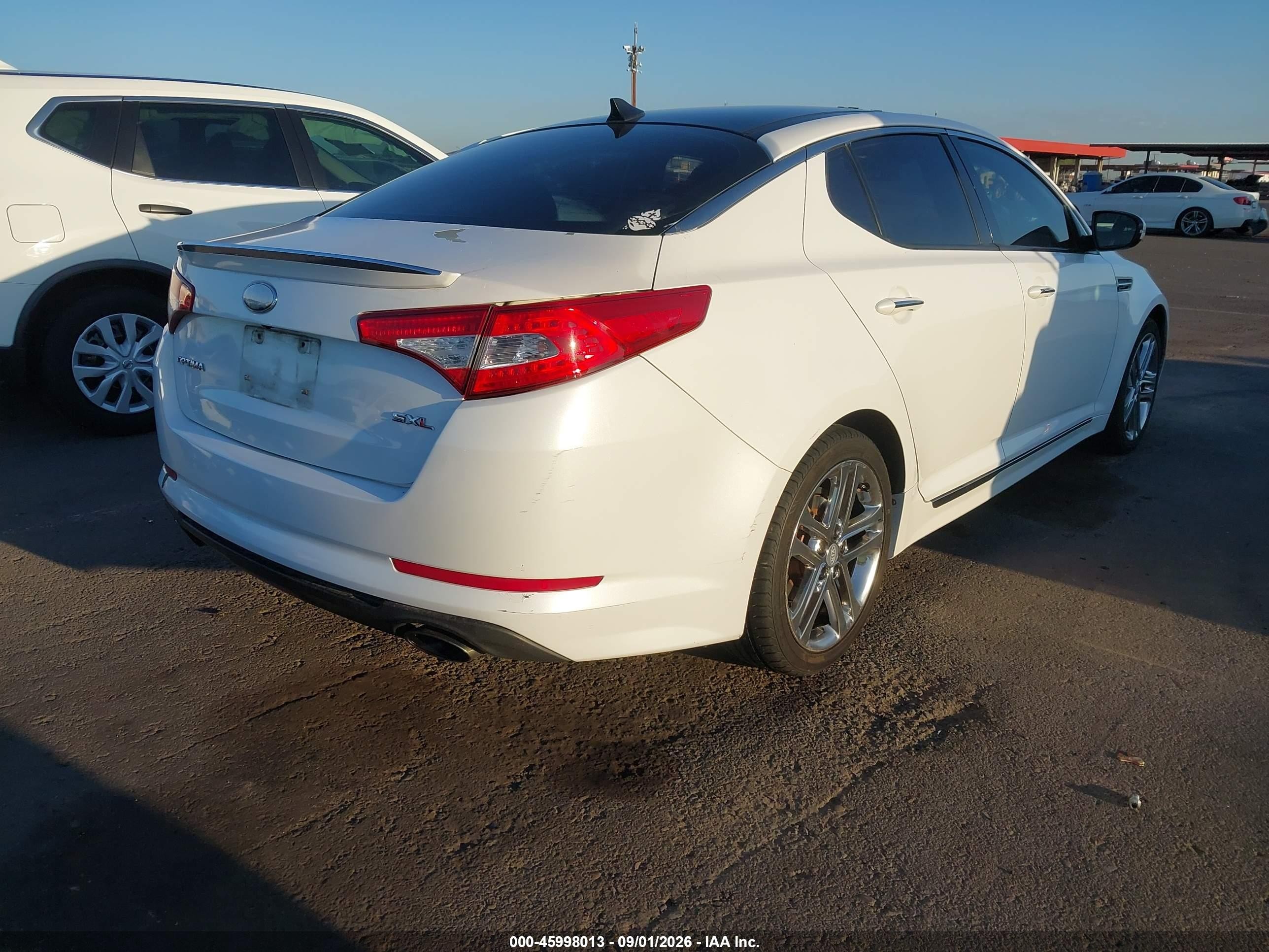 2013 Kia Optima Sx White vin: 5XXGR4A69DG228985