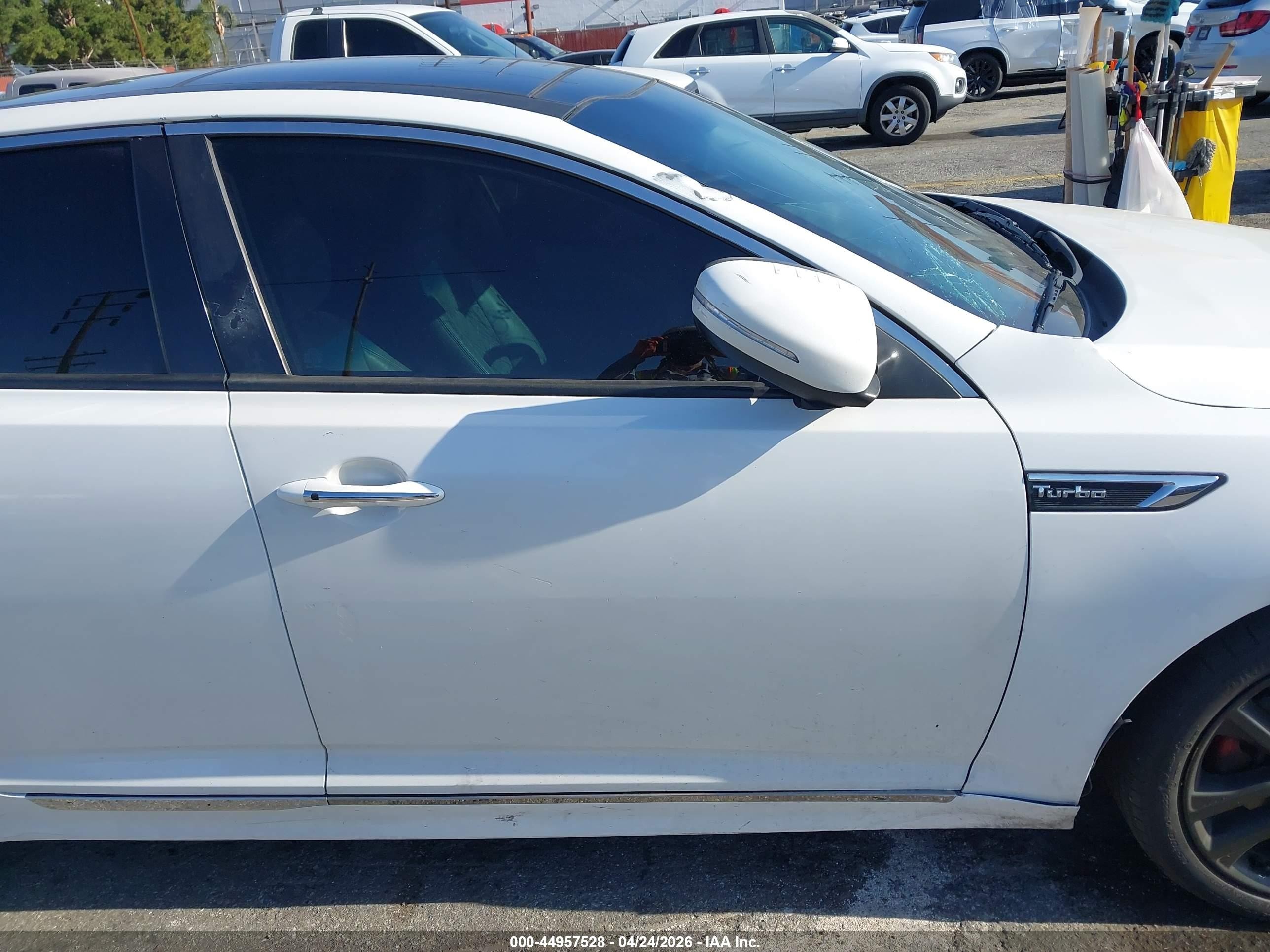 2015 Kia Optima Sxl Turbo White vin: 5XXGR4A69FG468735