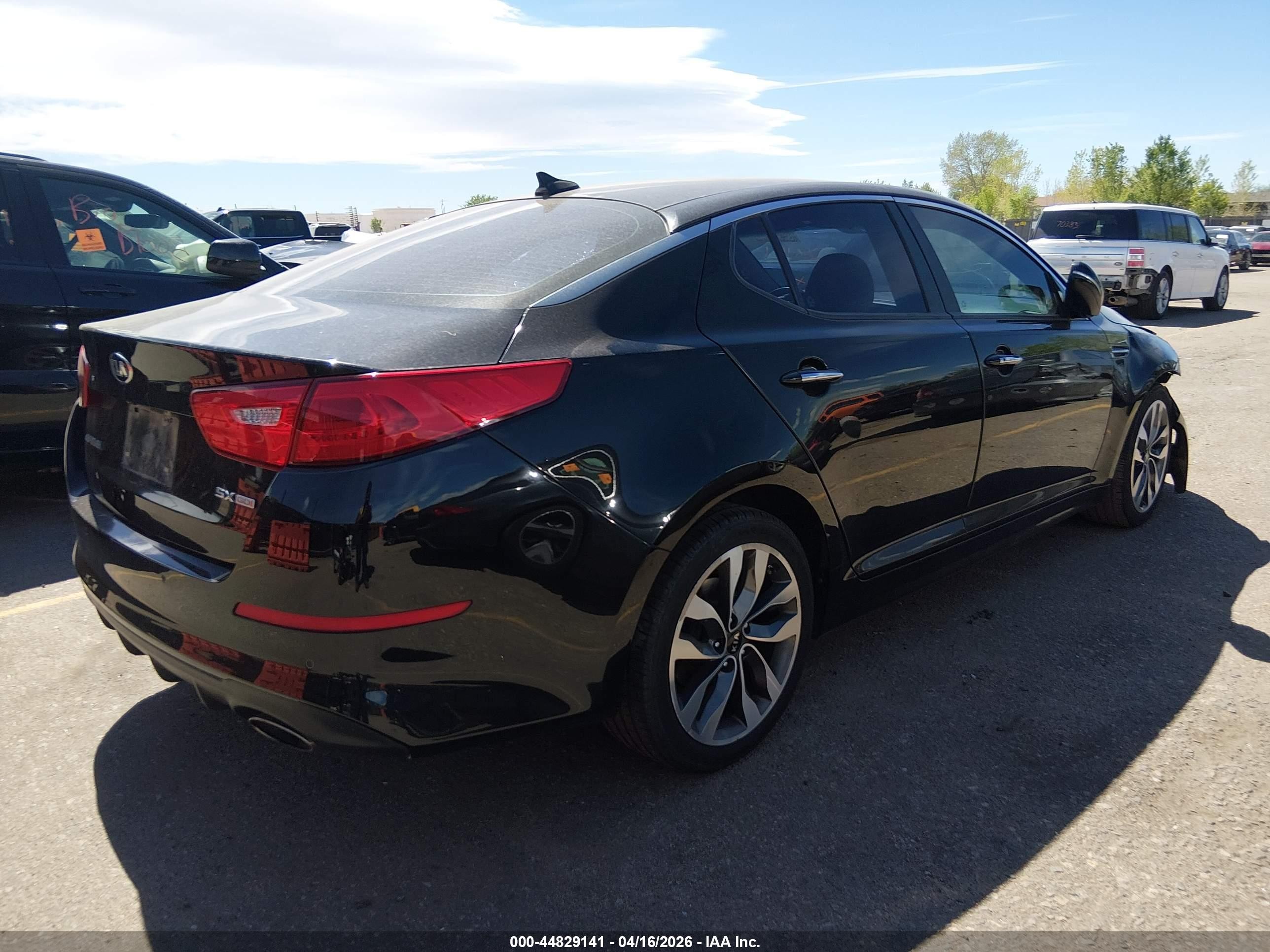 2015 Kia Optima Sx Черный vin: 5XXGR4A75FG513002