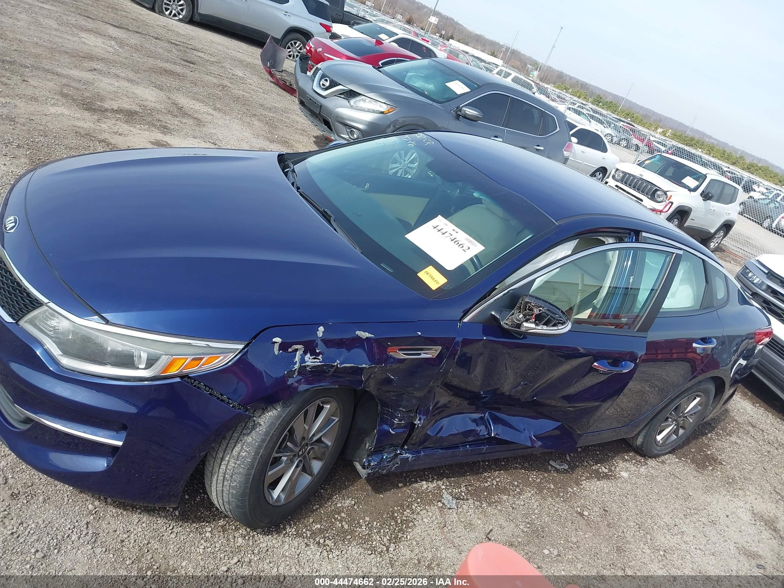 2016 Kia Optima Lx Turbo Синий vin: 5XXGT4L17GG006582