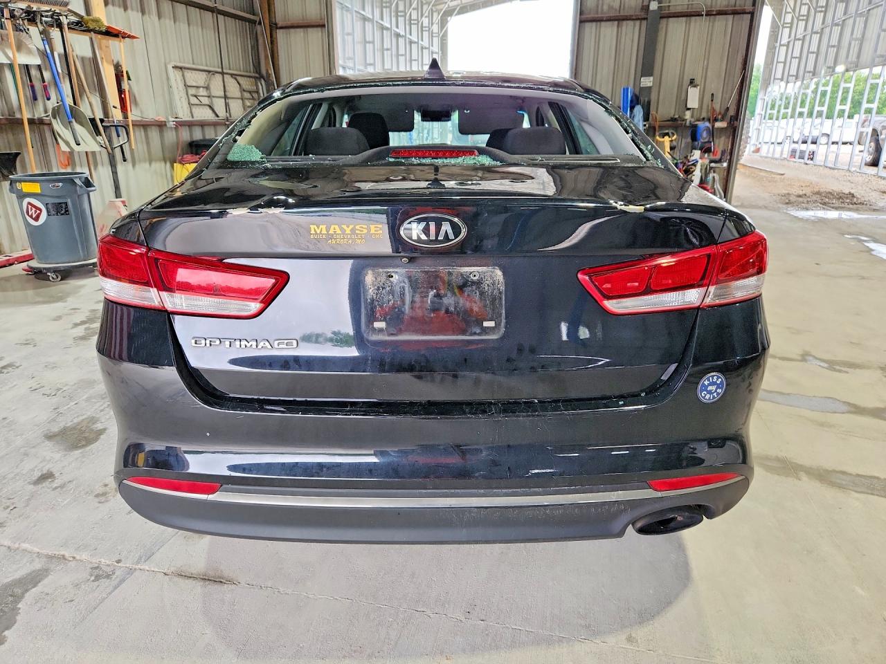 2016 Kia Optima Lx Черный vin: 5XXGT4L30GG097440