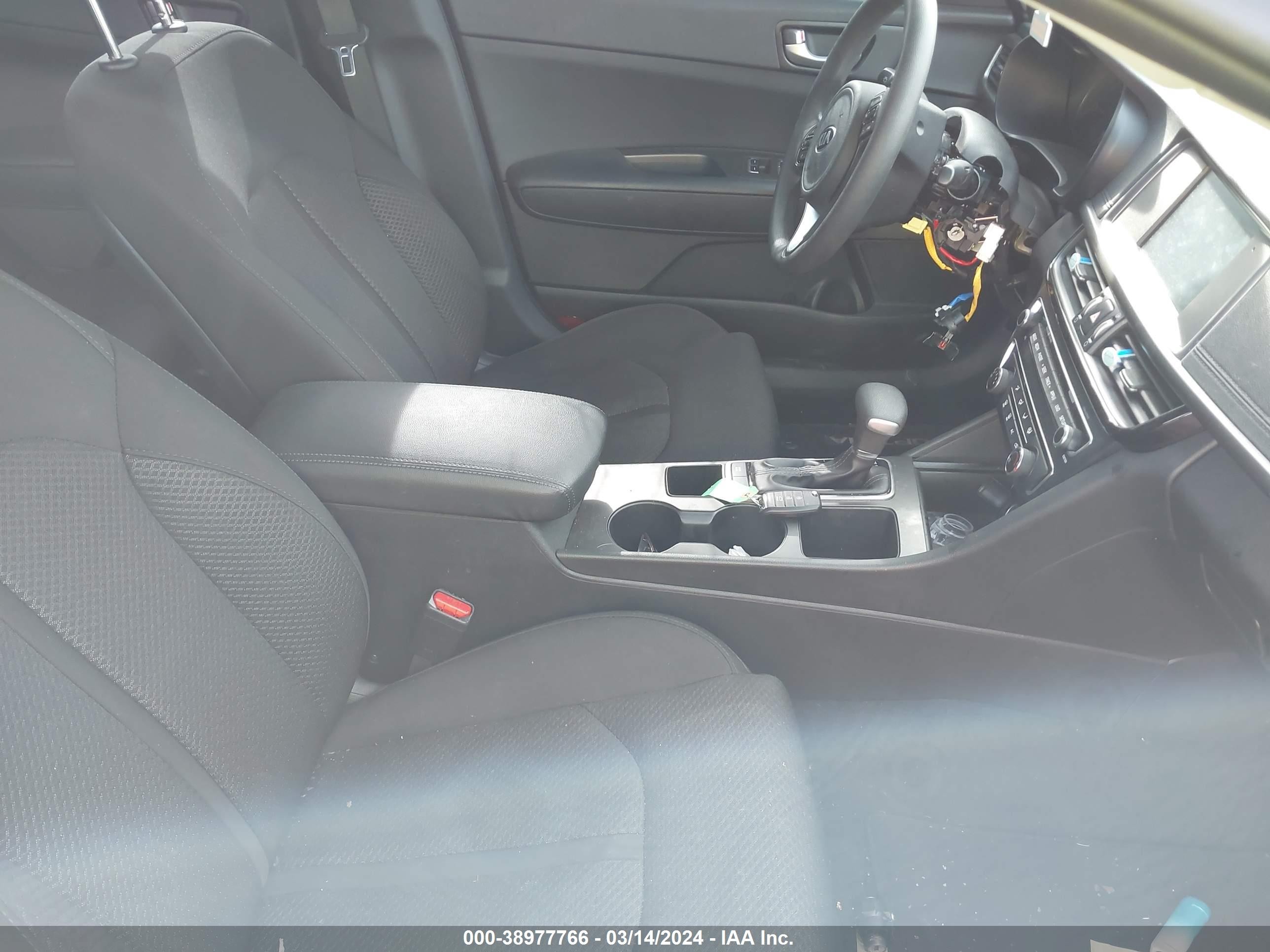 2018 Kia Optima Lx Burgundy vin: 5XXGT4L31JG270700